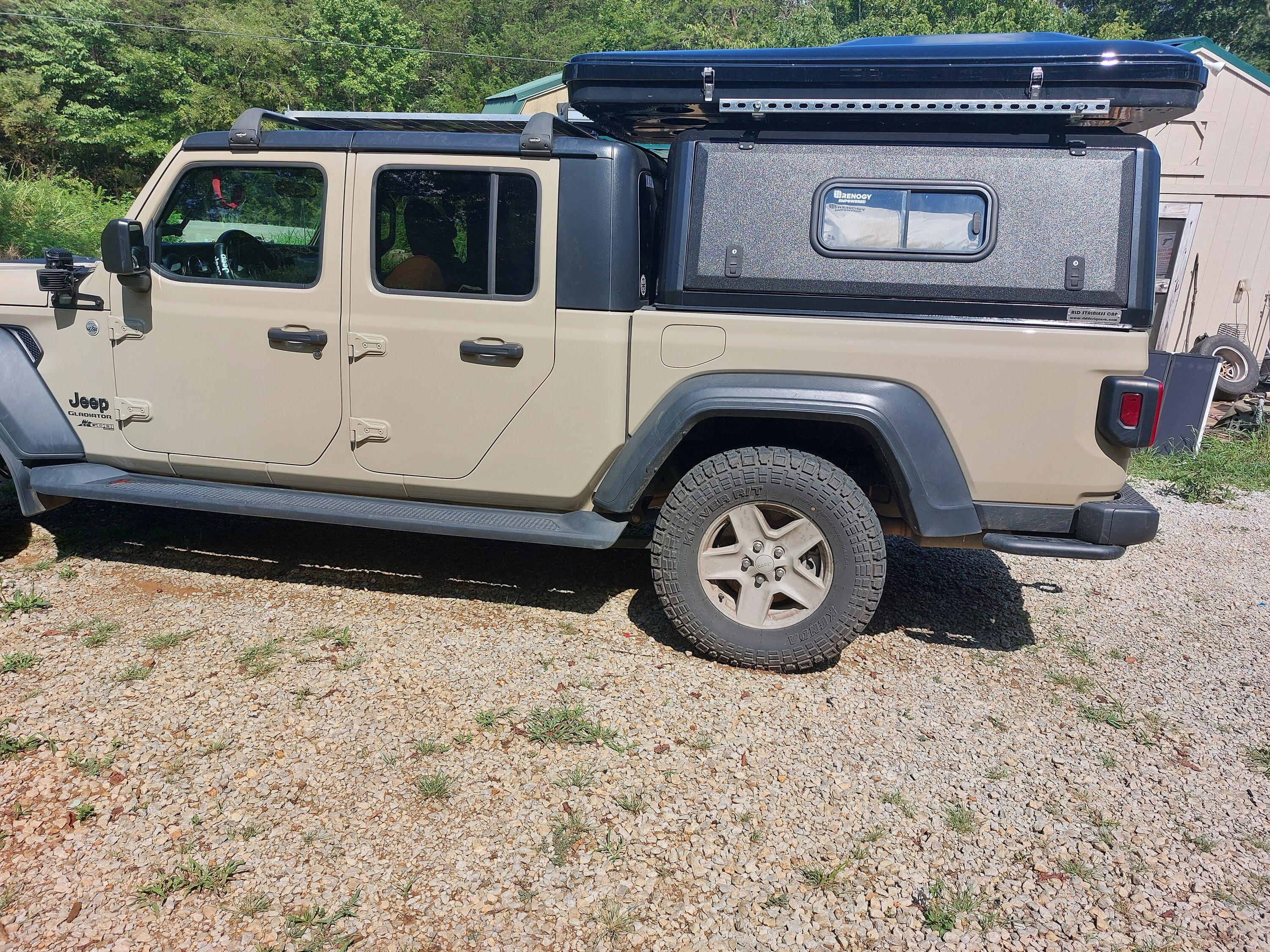 Jeep Gladiator Another AirBag question vs replacing rear springs 20220807_105607