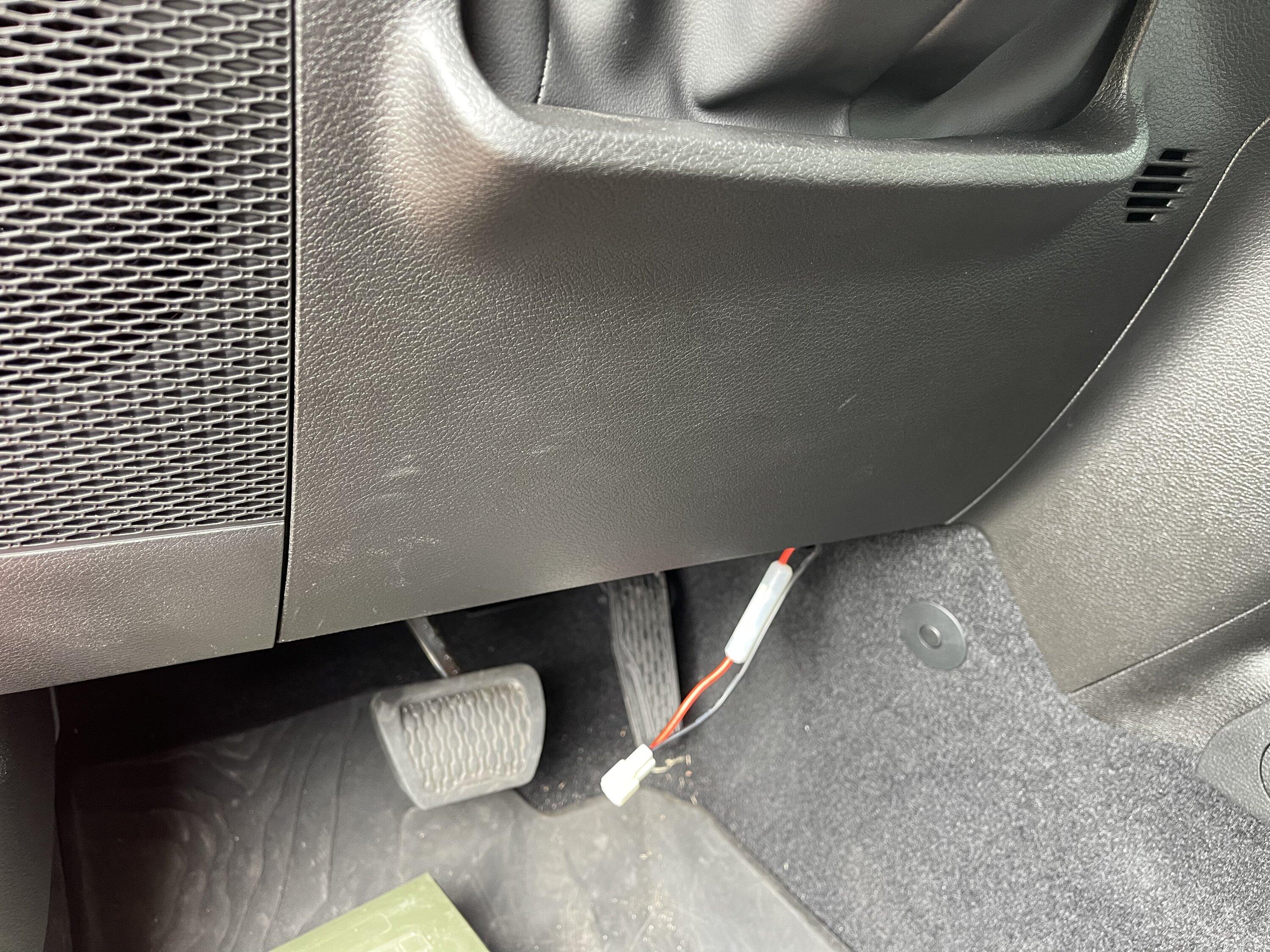 Jeep Gladiator CB and GMRS Install AF0614FC-DB3C-4557-88D3-69B99E36EF8D