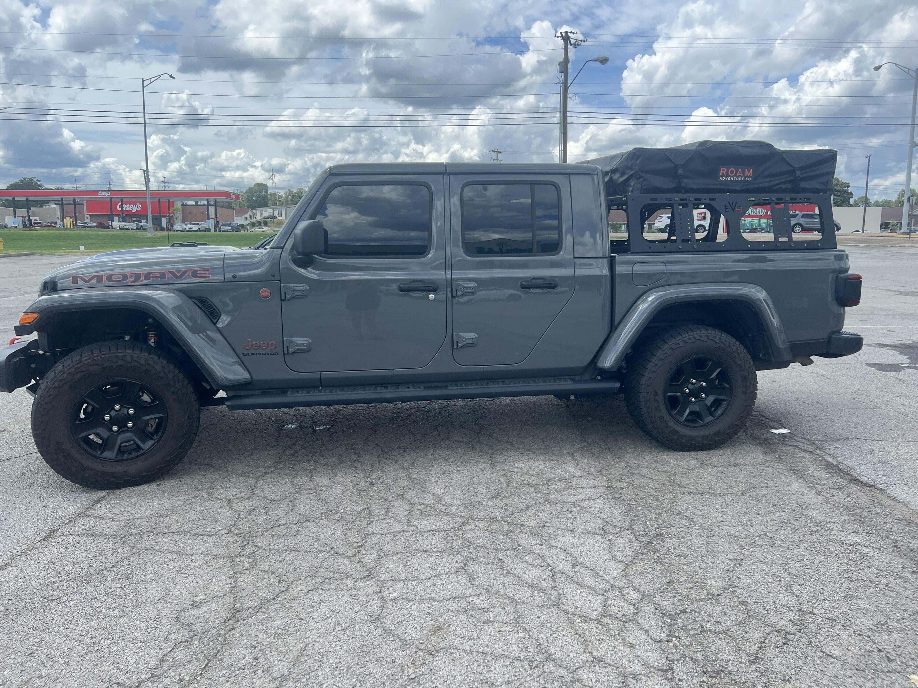 Jeep Gladiator STING GRAY Gladiator JT Club 6D62B8B7-E13D-4DEE-9B33-94C7633ABD90
