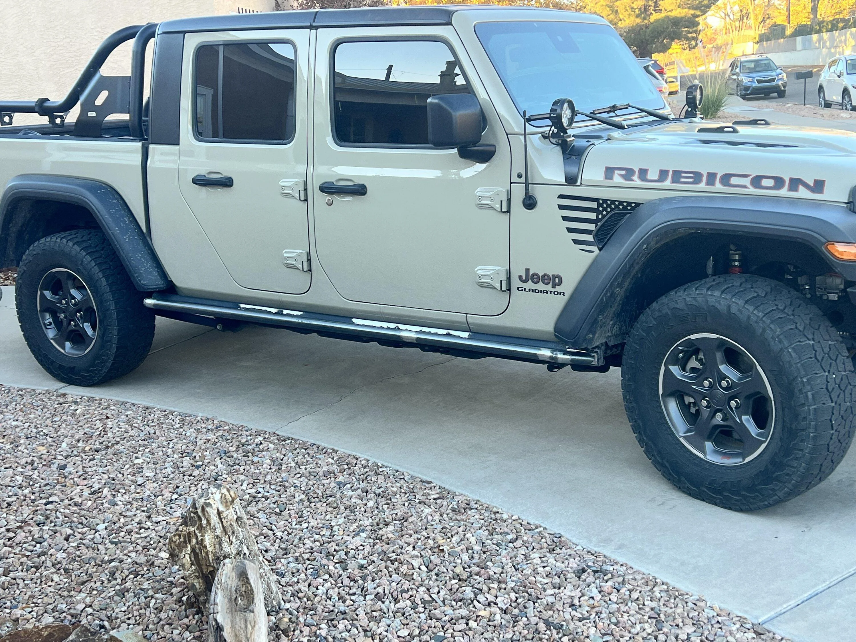 Jeep Gladiator Has anyone modified their Rock Rails by welding on step bars (like this)? 1499115F-65B5-4A83-8EBF-CBF4F16885EE