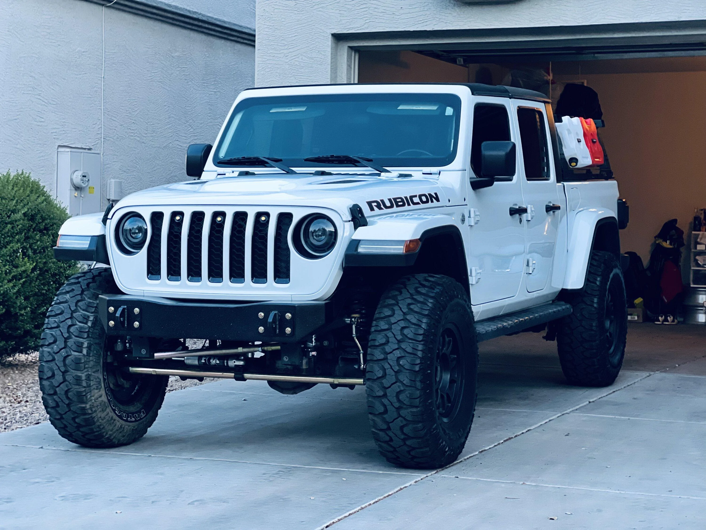 Jeep Gladiator OEM Rubicon LED DRLs 188568C0-504D-4451-8E03-45AAADC6412D