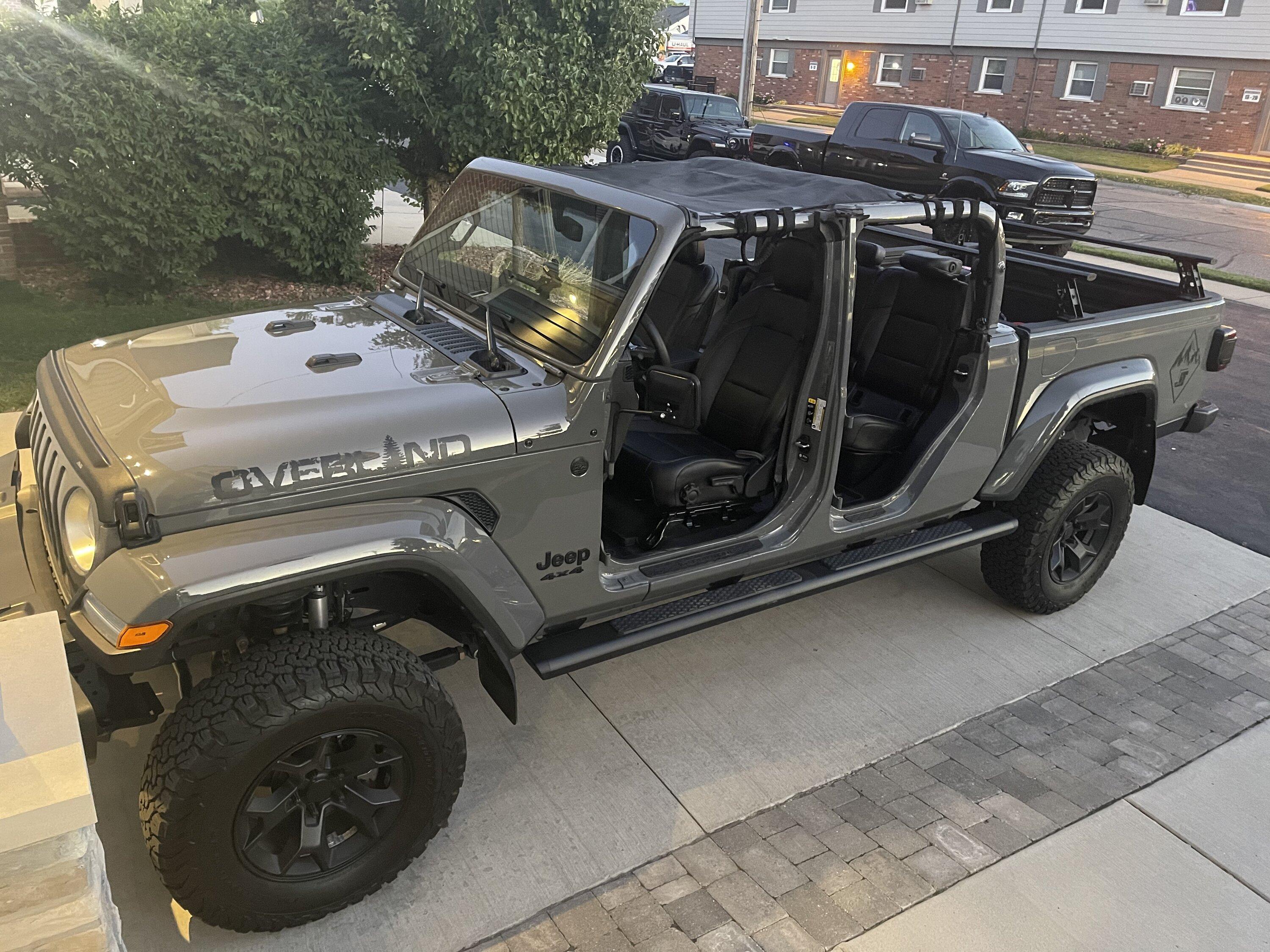 Jeep Gladiator Overland Model, What do you think B379E63D-3982-410D-A2C8-6D9FDBC30EA0
