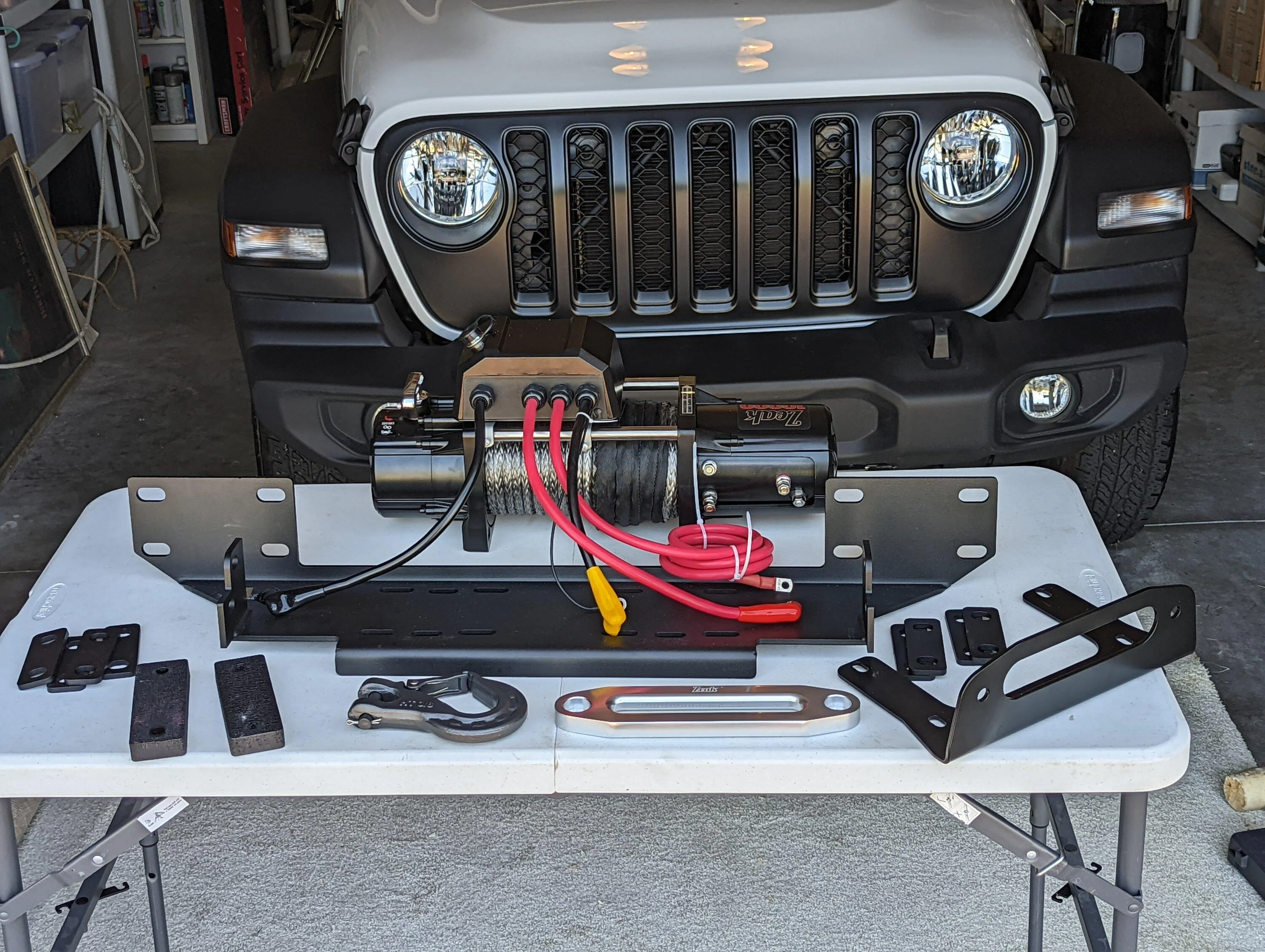 Jeep Gladiator Sport-S stock bumper and a winch....educate me PXL_20220806_171915129