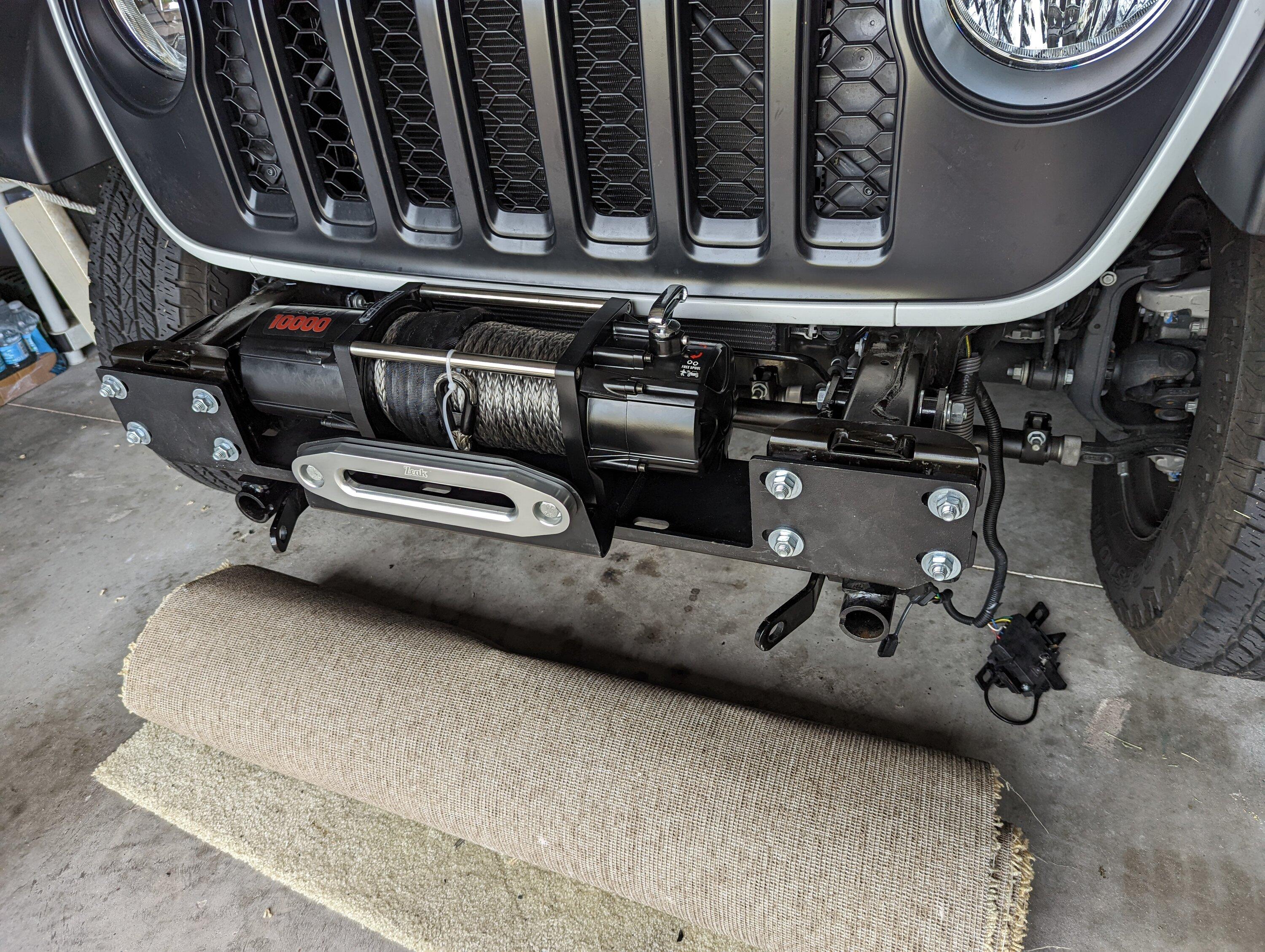 Jeep Gladiator Sport-S stock bumper and a winch....educate me PXL_20220808_125149126.MP