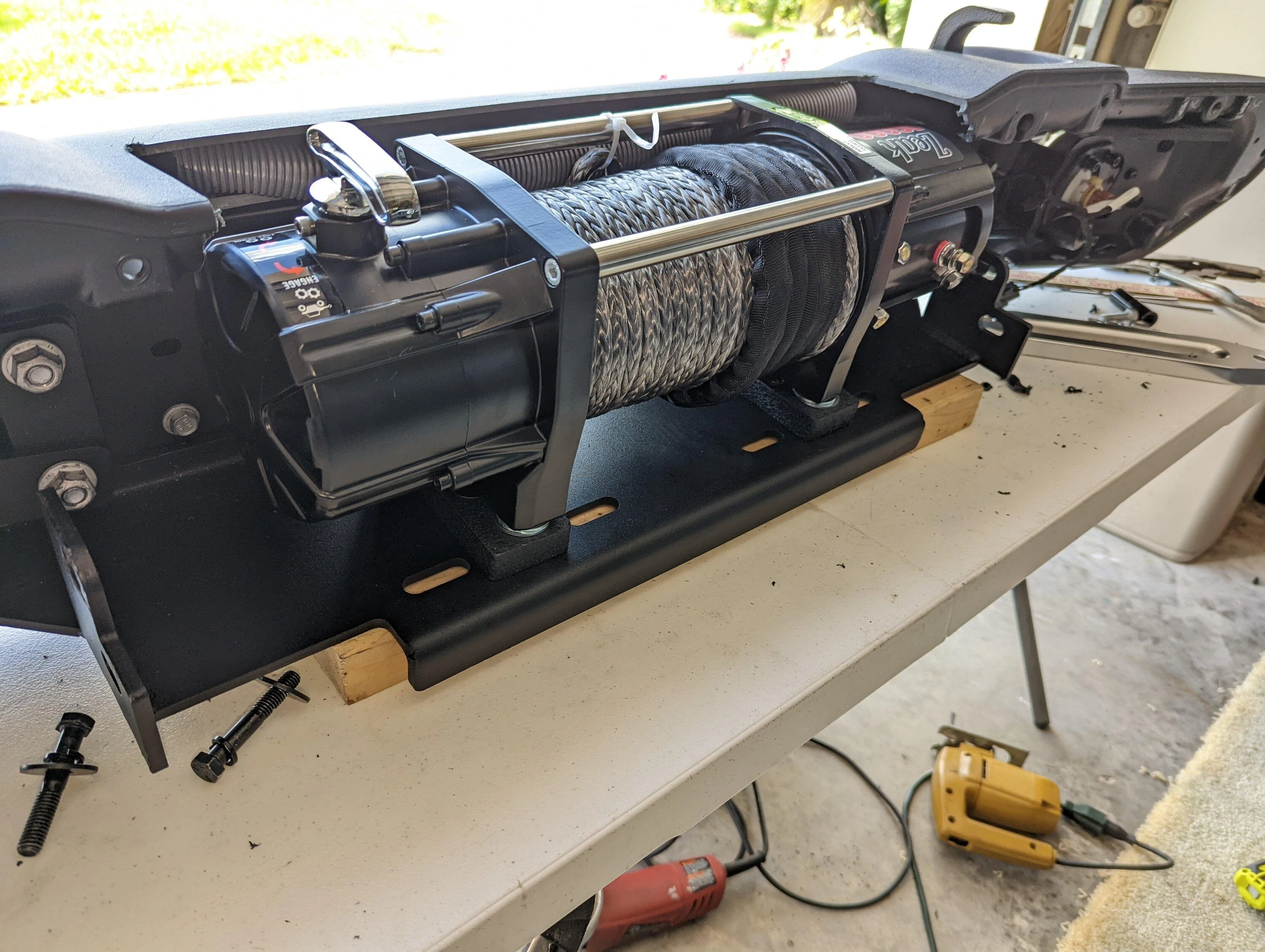Jeep Gladiator Sport-S stock bumper and a winch....educate me PXL_20220807_192942563