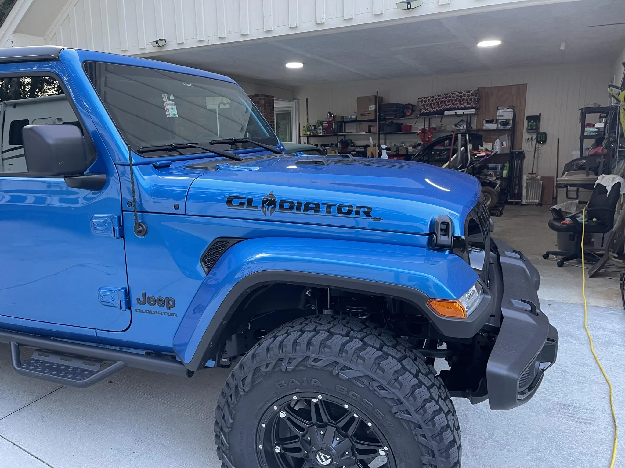 Jeep Gladiator 2022 Hydro Blue Sport S Altitude 2DD4B4E7-5FE1-4323-A1DF-206FD8F72399