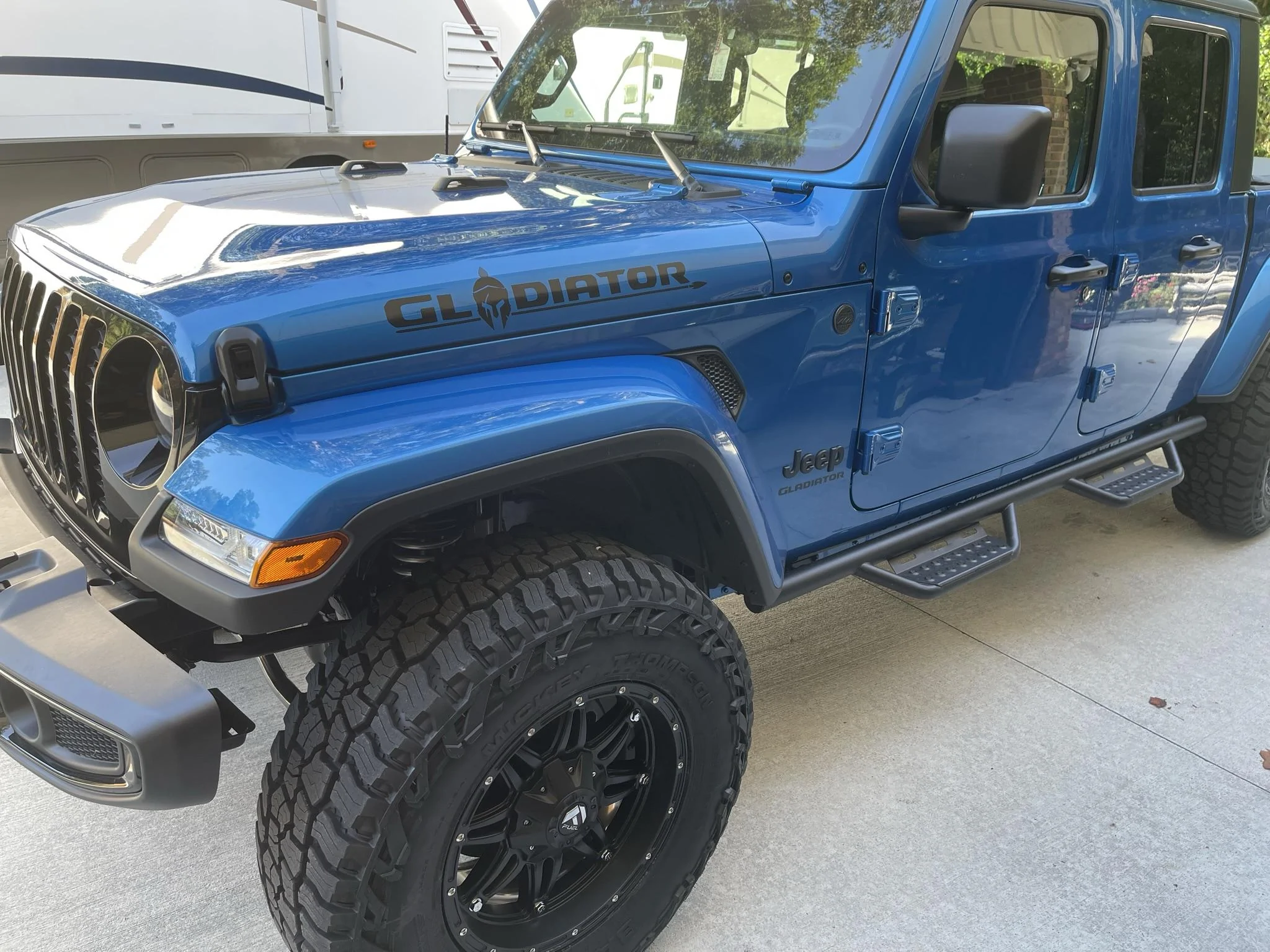 Jeep Gladiator 2022 Hydro Blue Sport S Altitude 27DFEF5B-5A35-4862-B3E9-69C9914DBDB3