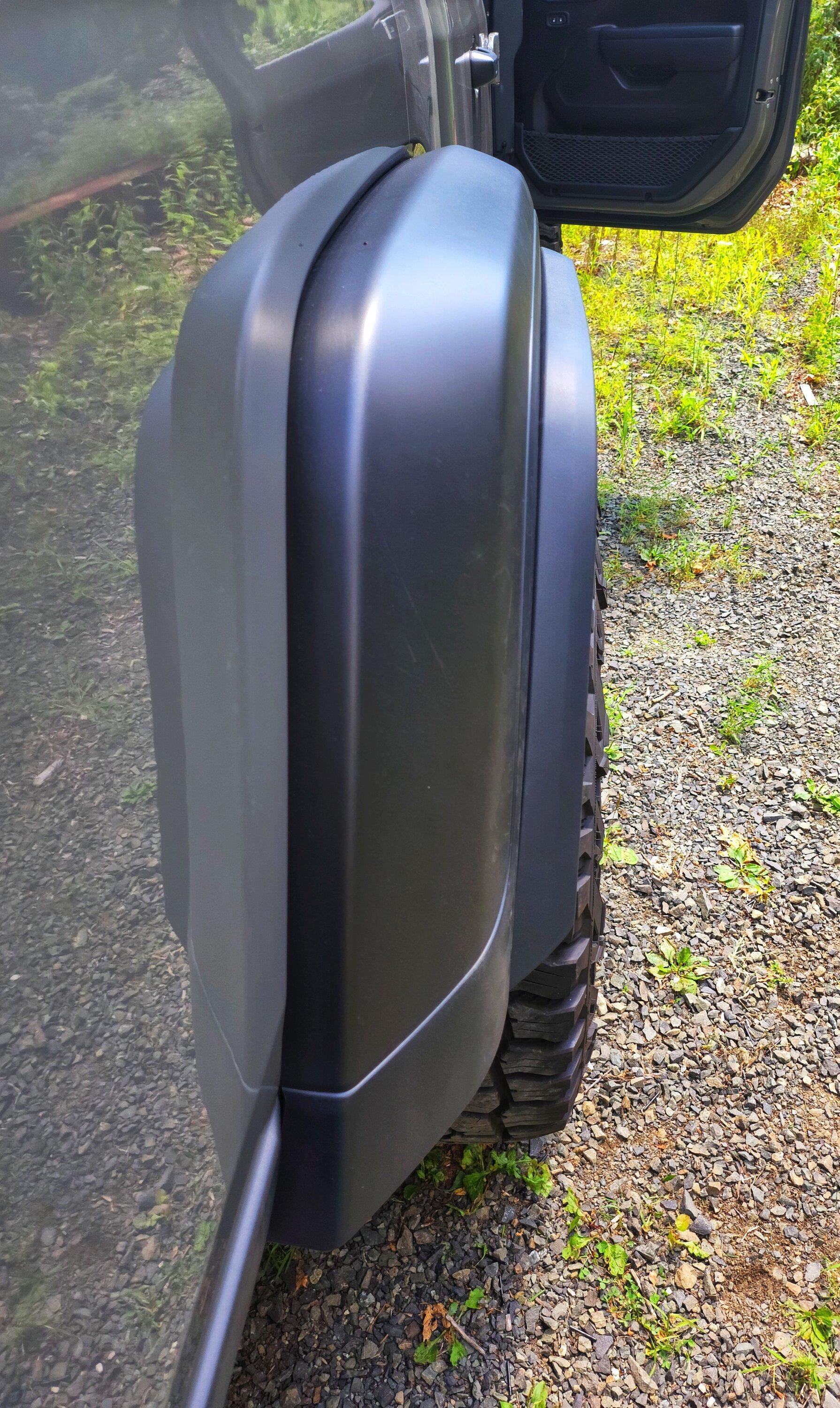 Jeep Gladiator Xtreme Recon Fender Extension Instsalled 20220807_135231-01