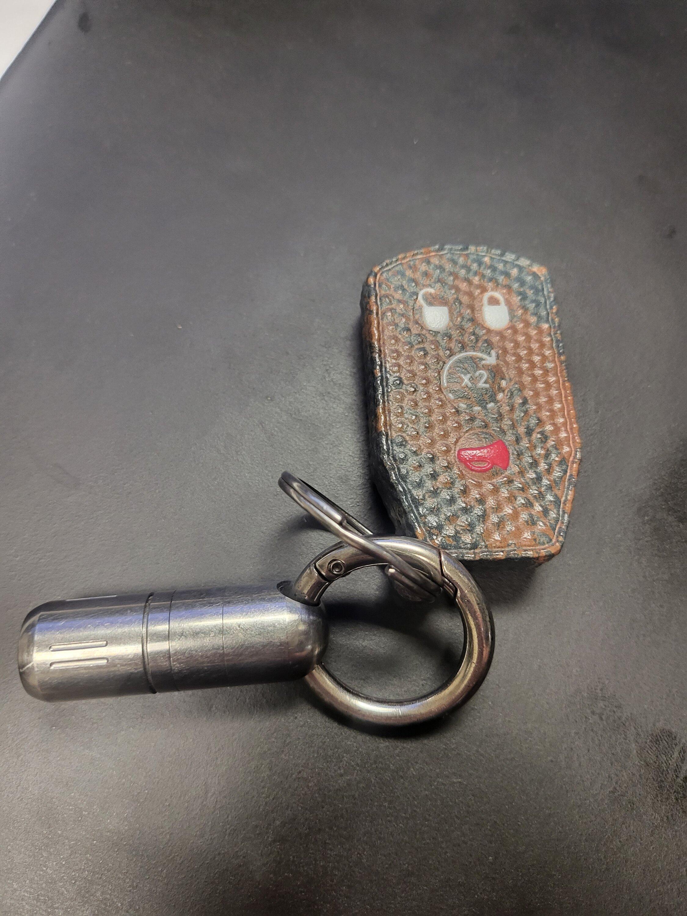 Jeep Gladiator ?  Key Fob 101 - Know thy JT key fob ? 20220811_142120[1]
