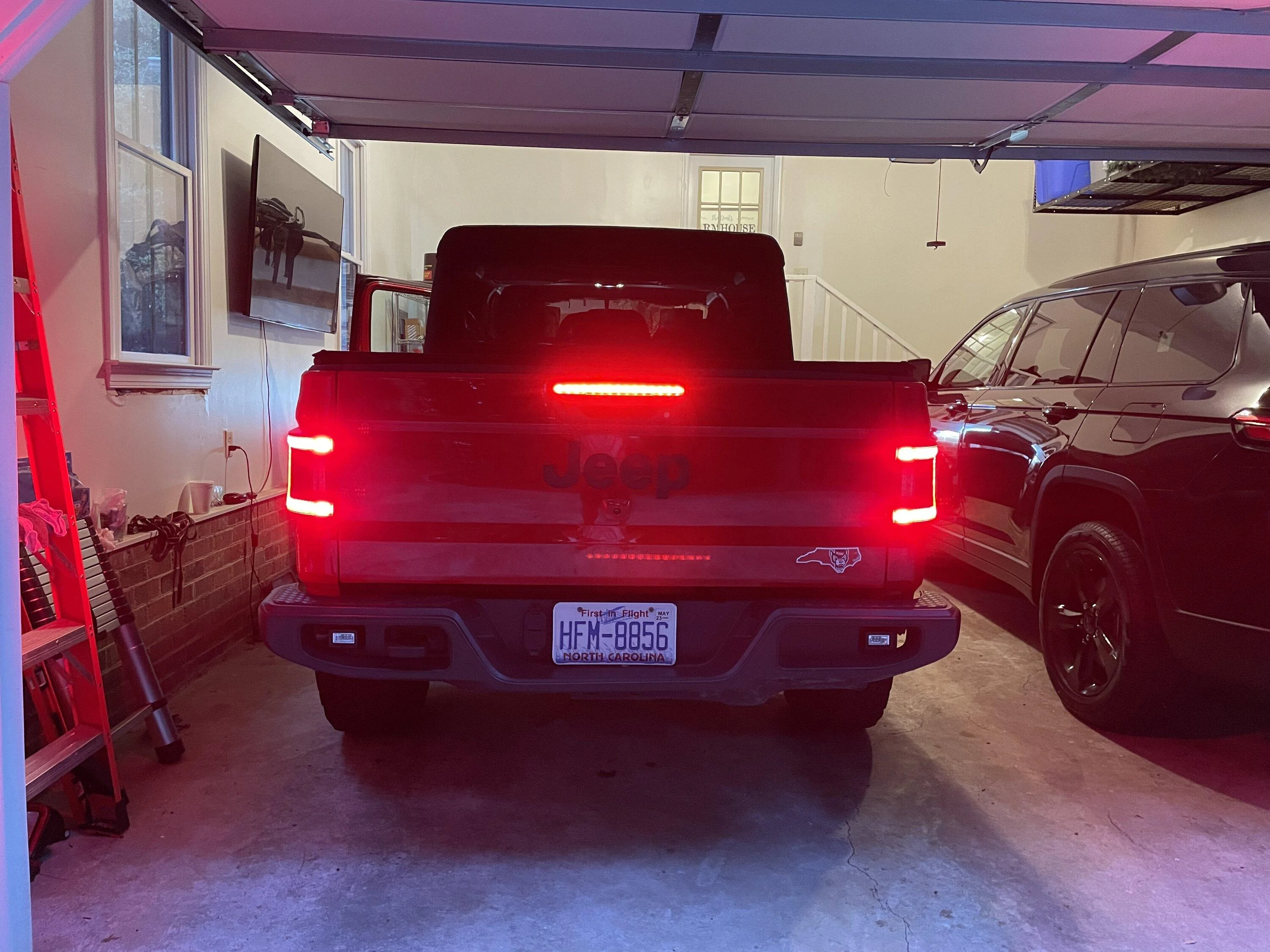 Jeep Gladiator Flush Mount Tail Lights C89C2401-5C8C-4209-9E32-6CA65522B8F7