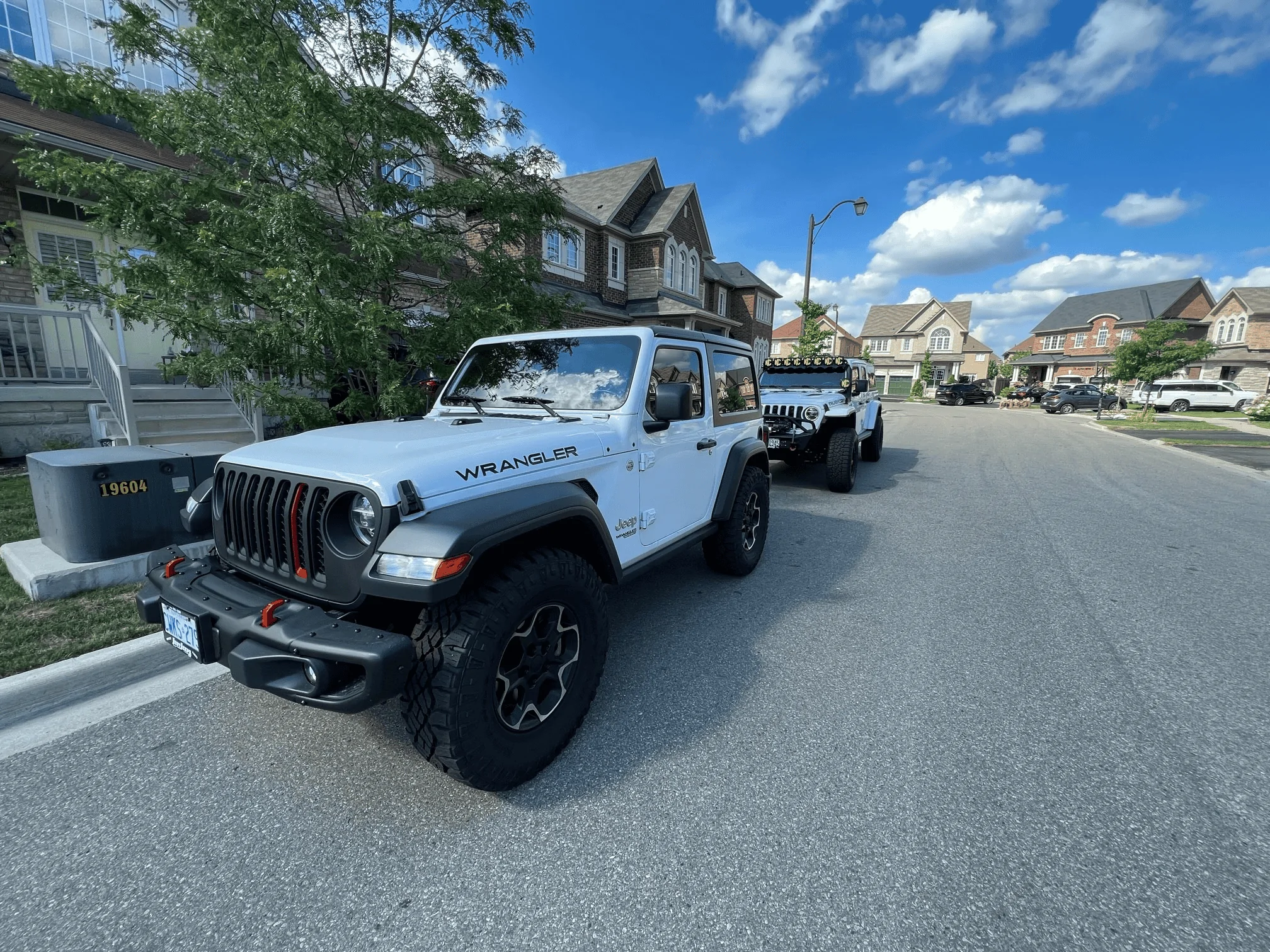 Jeep Gladiator 37" All Terrains.  What options am I missing? 1660309999604