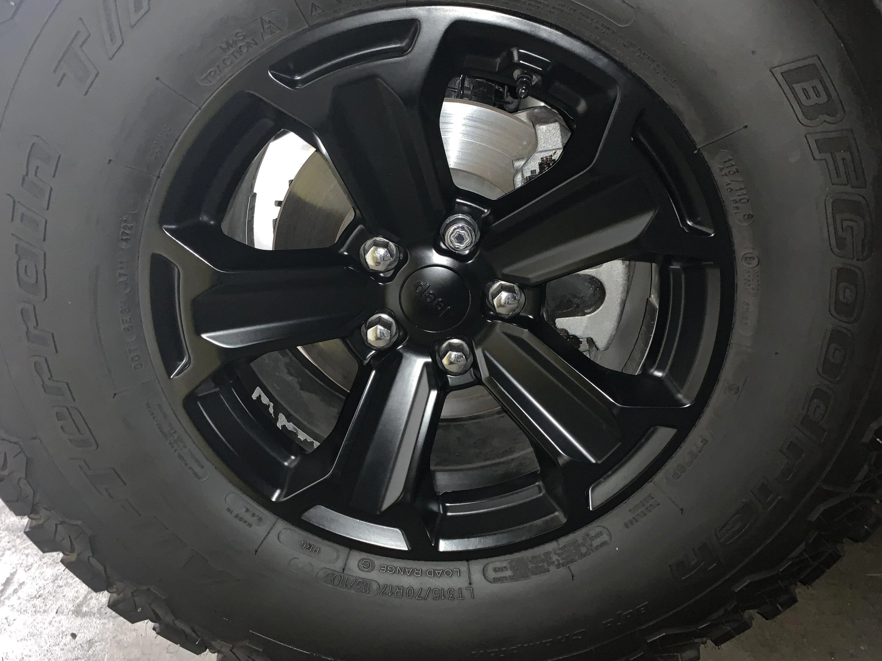 Jeep Gladiator Los Angeles - Set of (5) Good Condition Quadratec Recon Wheels IMG_0519