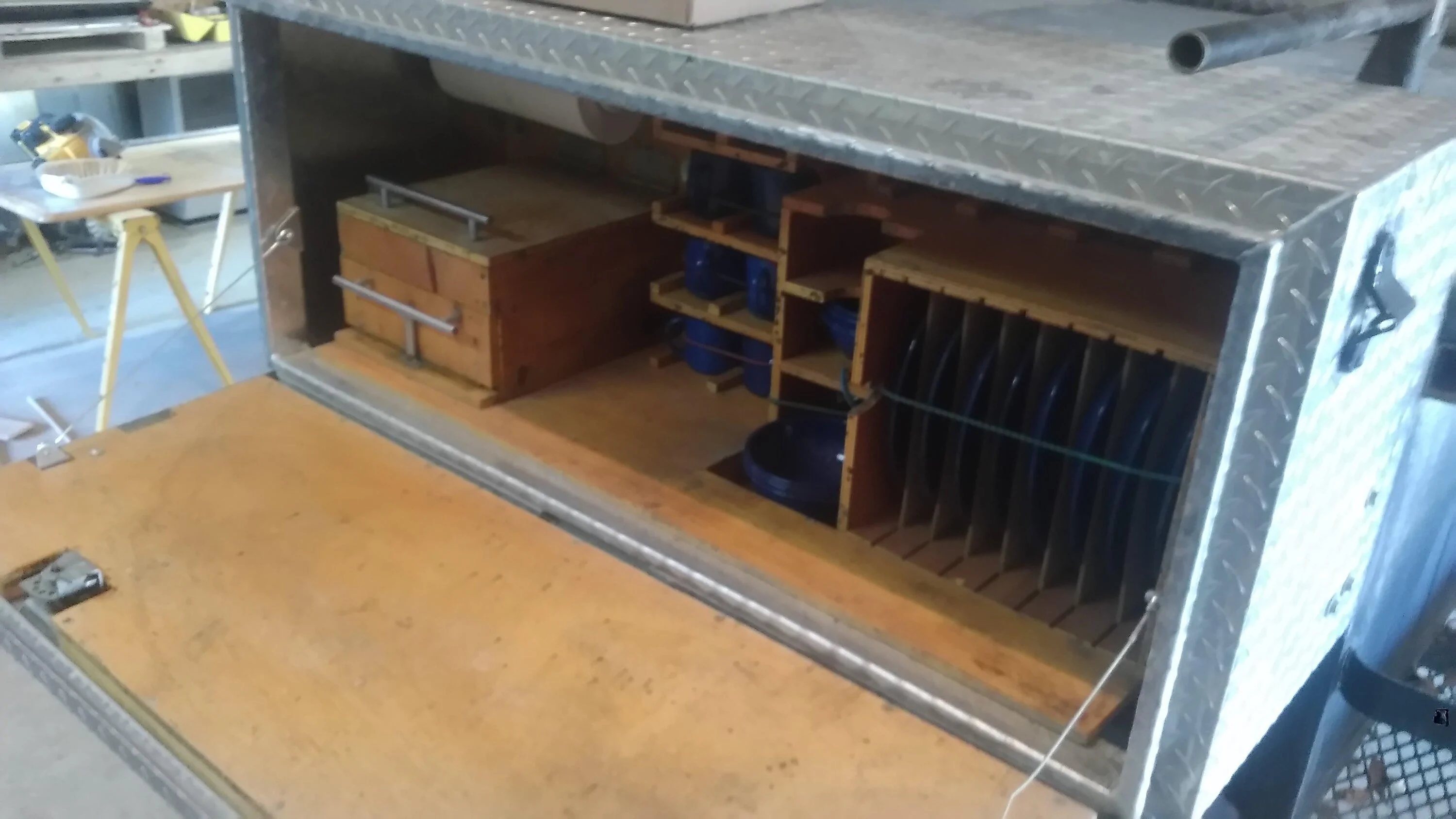 Jeep Gladiator Gladiator Bed cargo layout. IMG_20190430_175700
