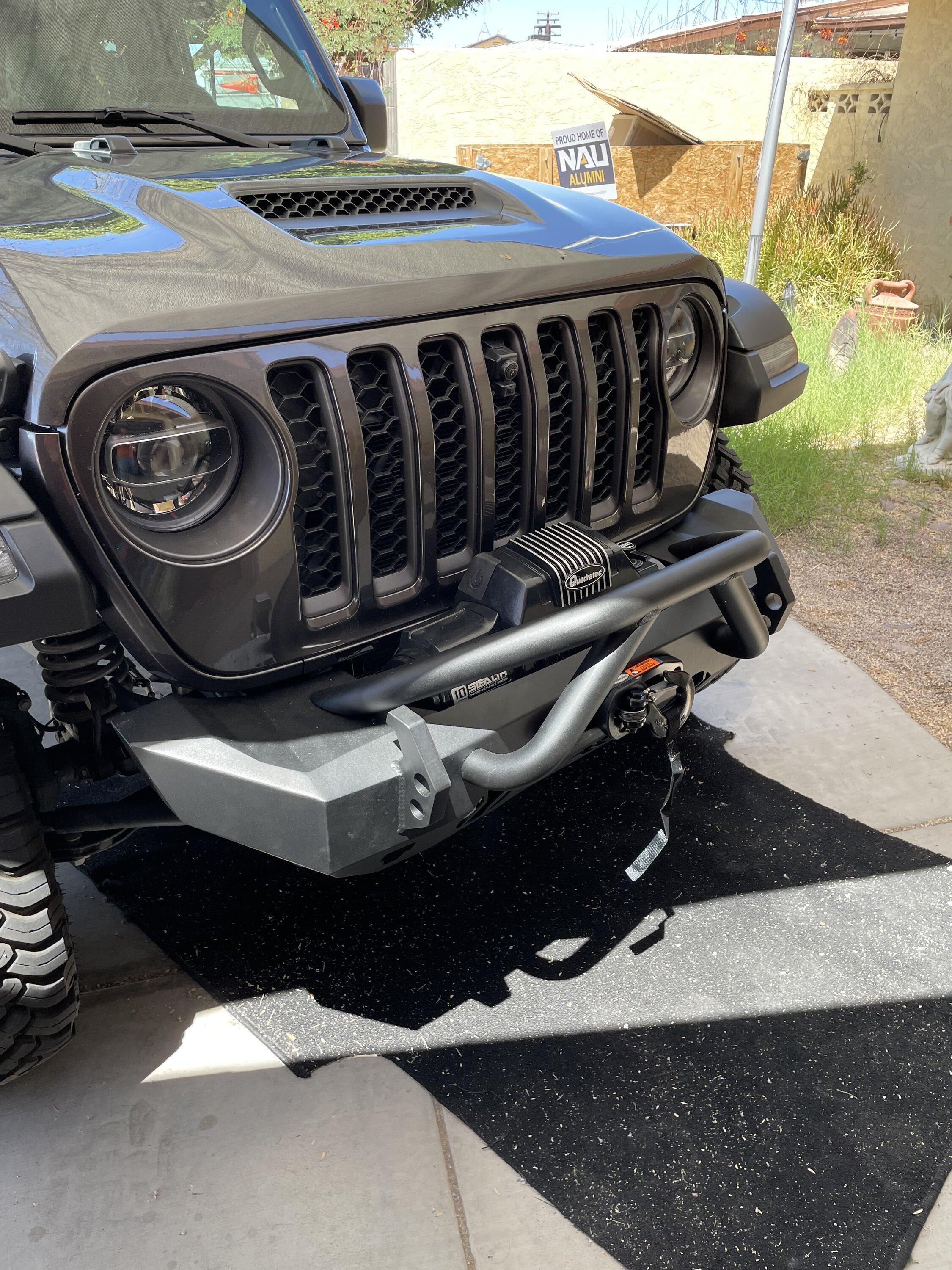 Jeep Gladiator What winch? 85697132-8208-4603-8EEC-3124D39F1B02