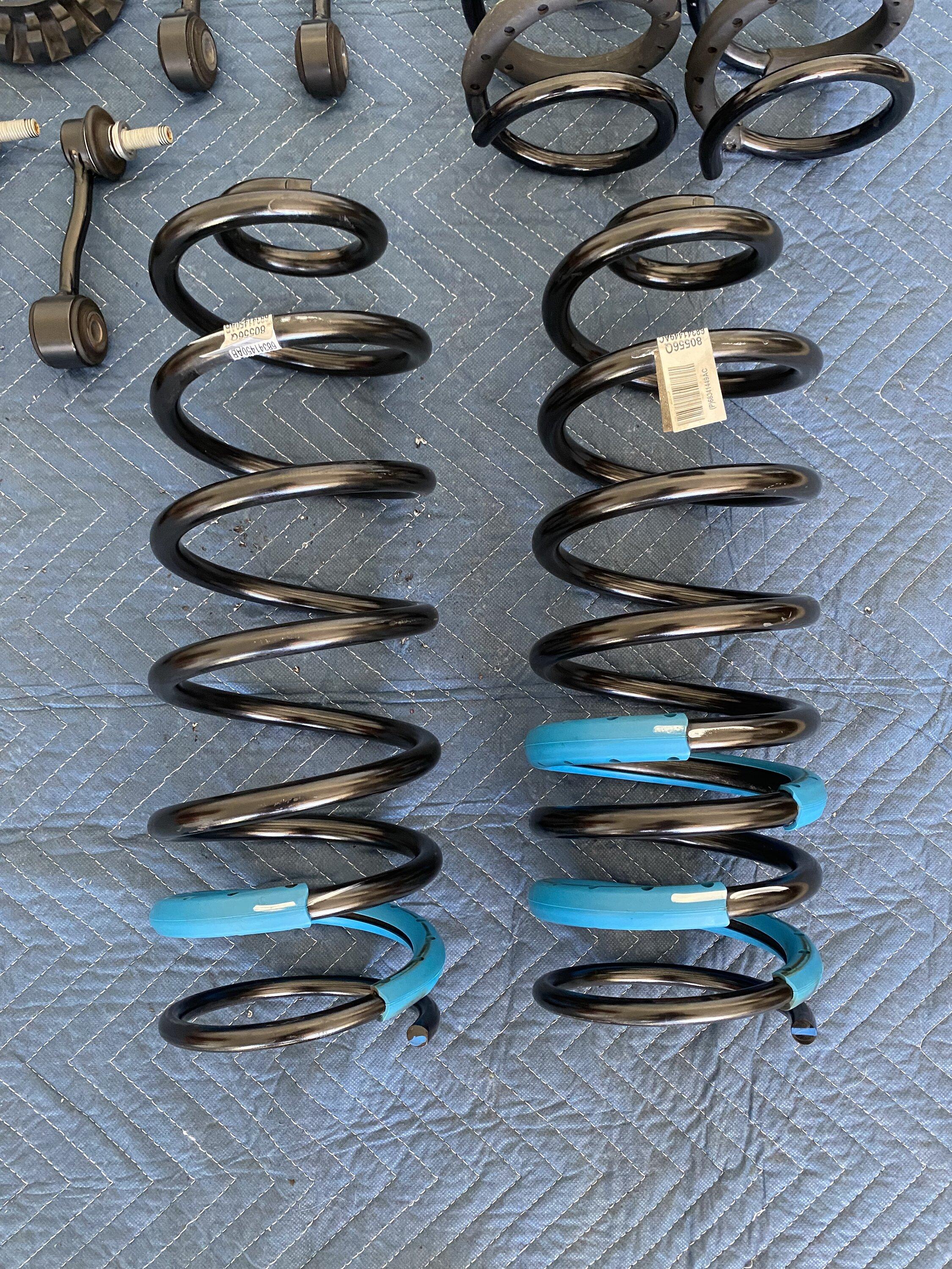Jeep Gladiator Rubicon Suspension Take-offs.   $250.00 Rear Springs