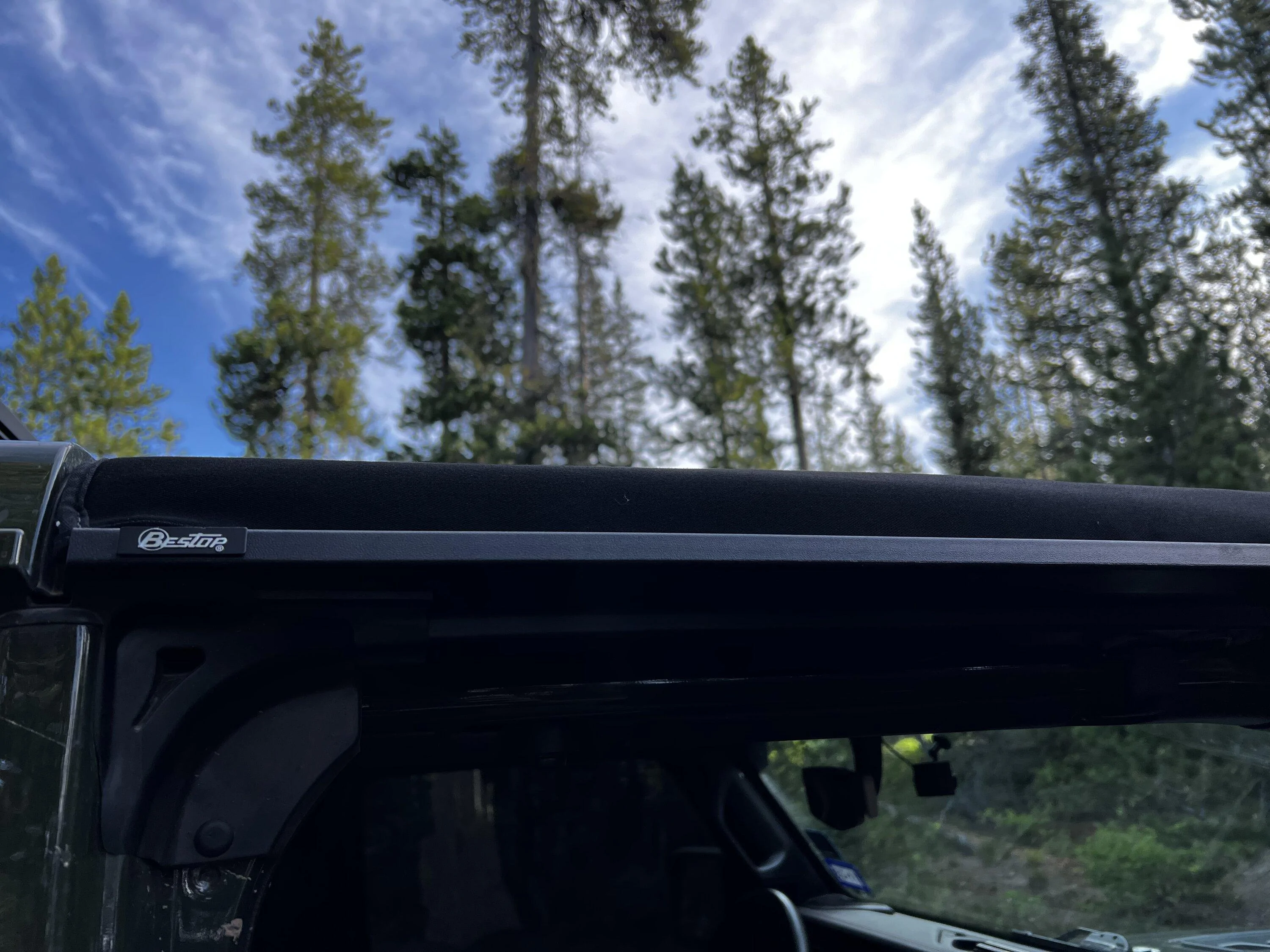 Jeep Gladiator Bestop sunrider black twill 6E31507D-099C-4A31-A6DB-09BA0F201A99