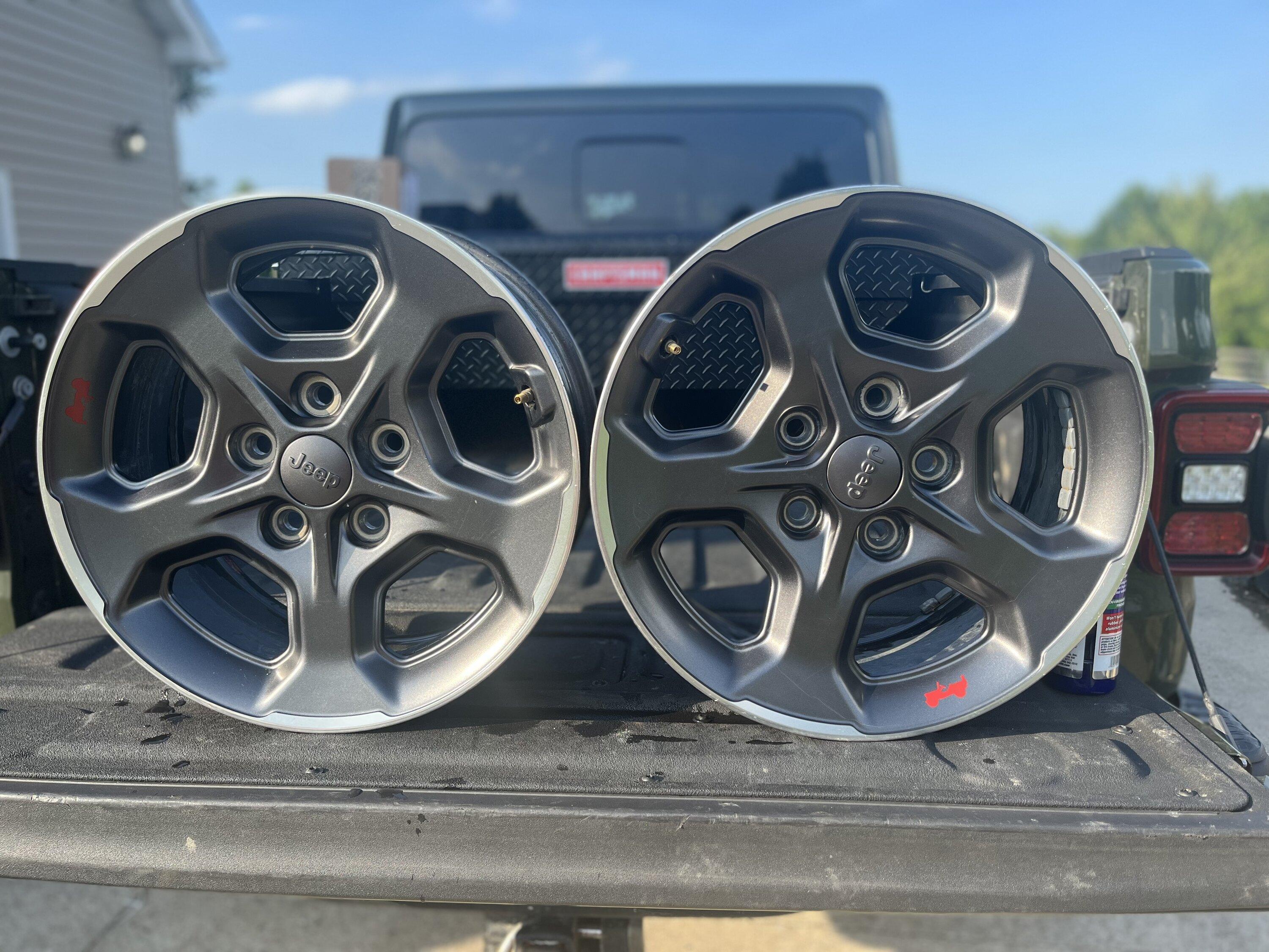 Jeep Gladiator 4 Rubicon Wheels $400 493B5F89-E88D-452A-972C-0B5F06C51C4A