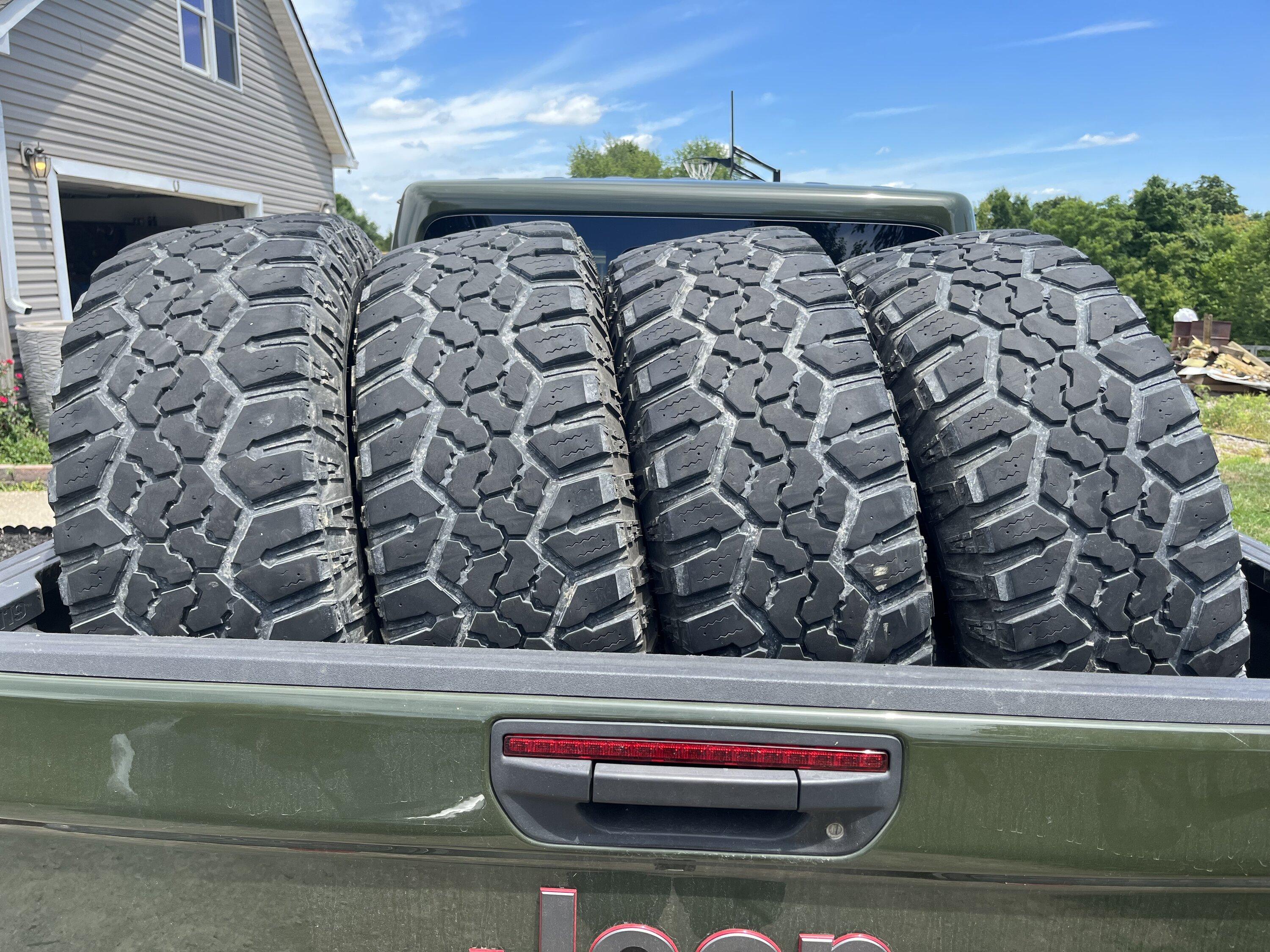 Jeep Gladiator 4 Kanati Trail Hogs $100 0483219B-4F15-4899-83AD-E06F91F138A7