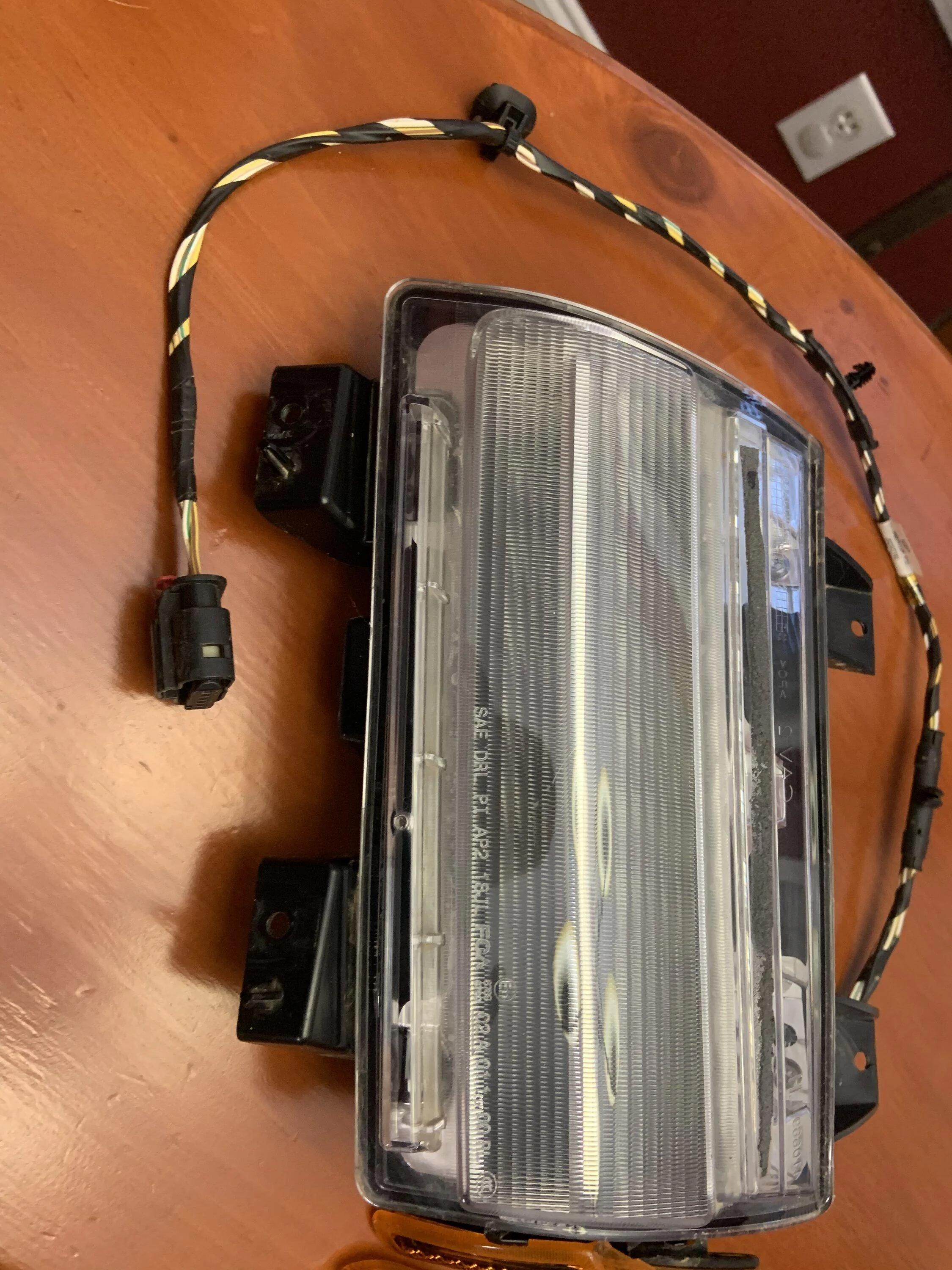 Jeep Gladiator OEM LED DLR’S DFA2F2AF-3C8B-451E-8354-9B81ACAABCE2