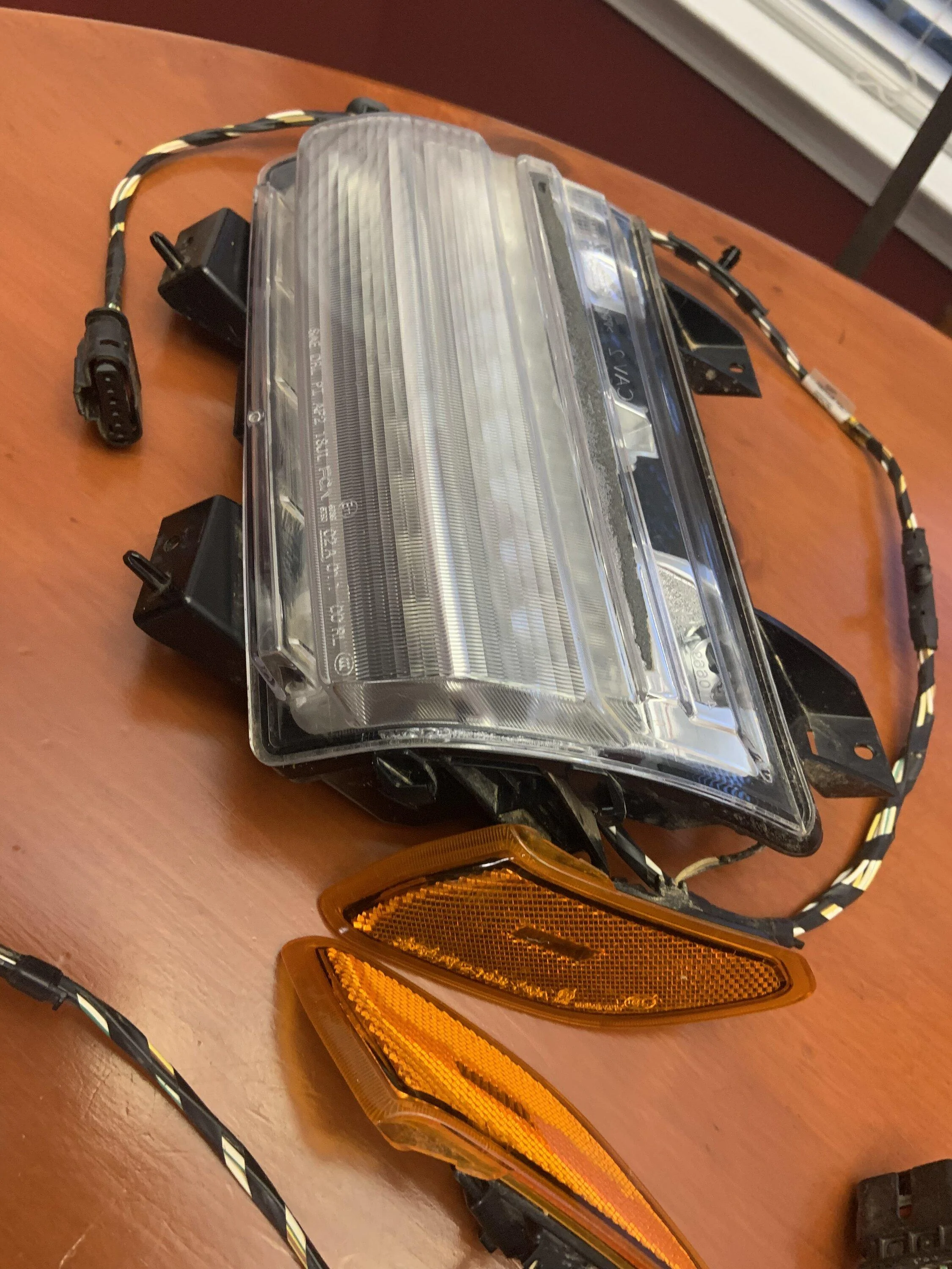 Jeep Gladiator OEM LED DLR’S 2794C0B9-3E1B-4538-A62D-726E35012076