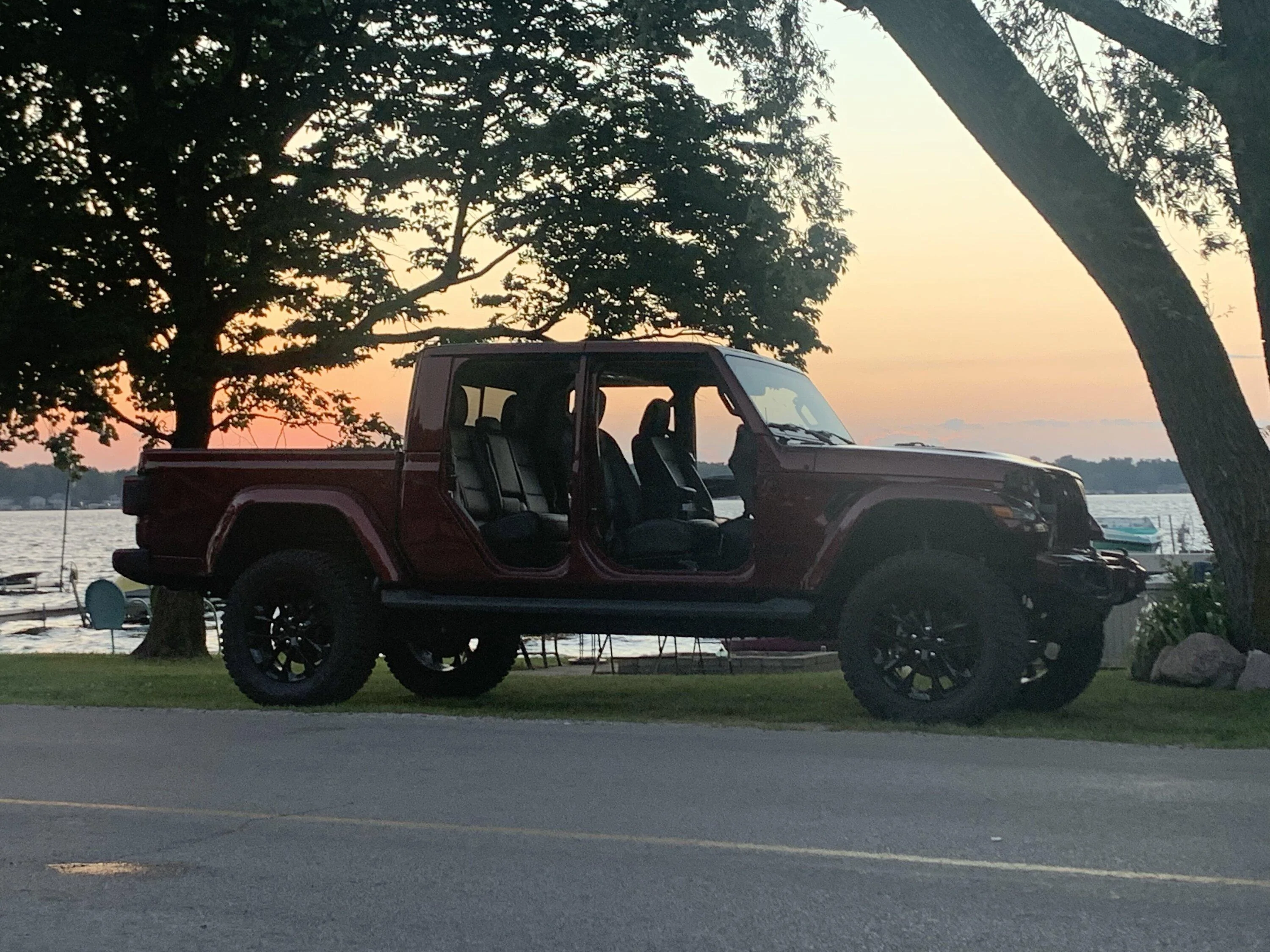 Jeep Gladiator Measurements needed; 2.5" Ride Right and Non-Rubicon 59A3AD58-CBE2-46C7-8E93-E18A24F1A0CA