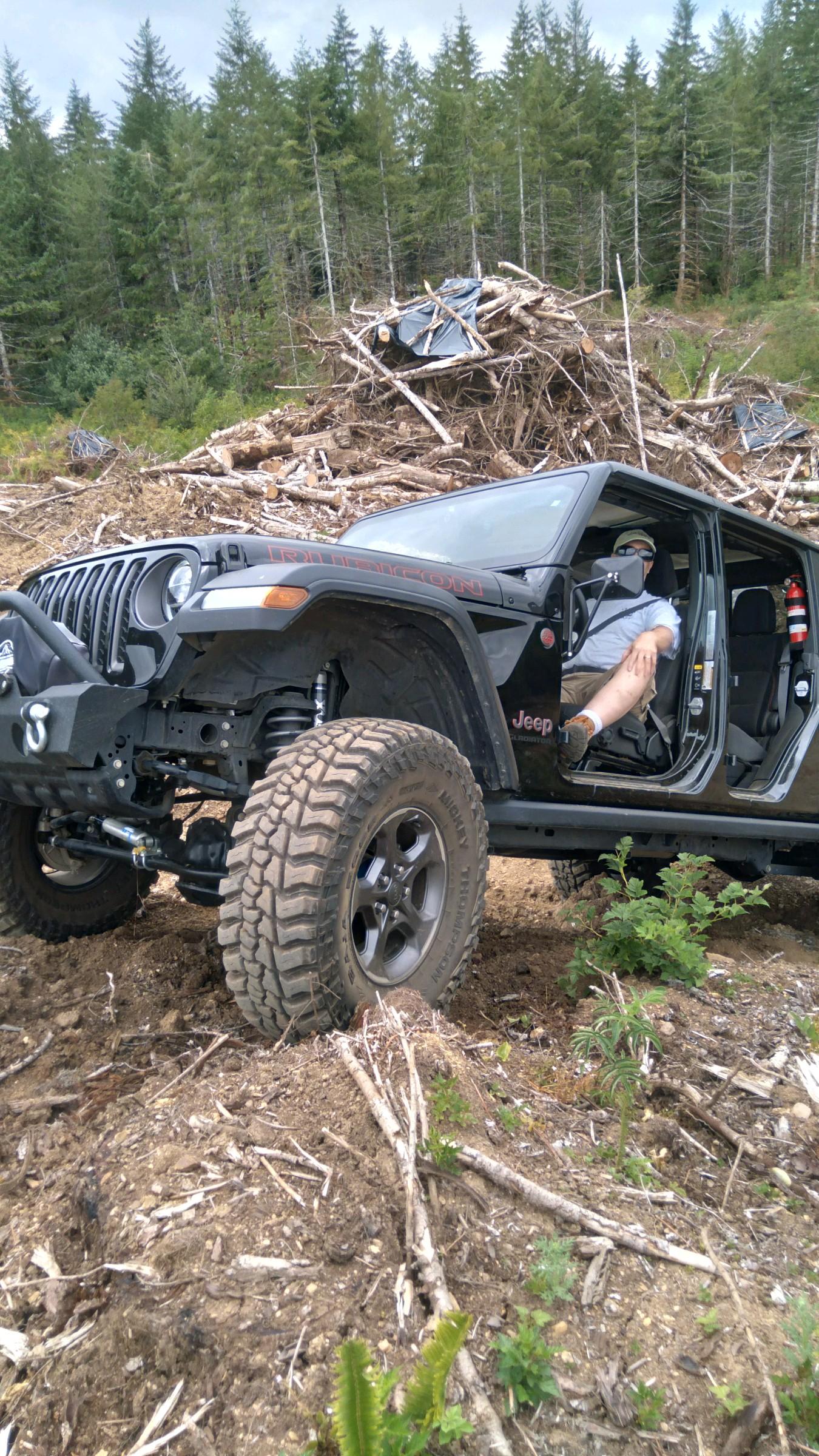 Jeep Gladiator What did you do WITH your Gladiator today? 20220813_141028