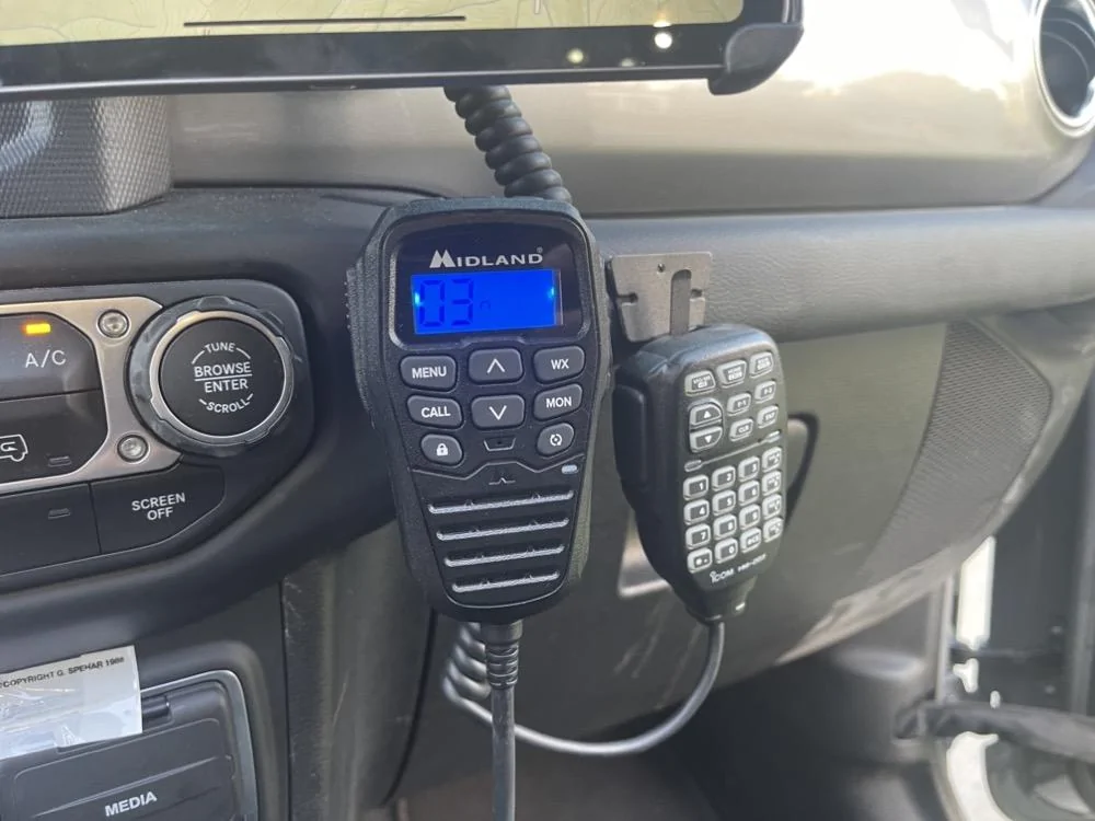 Jeep Gladiator Detailed Radio Install Project - Midland MXT575 GMRS & Icom IC-2730A Ham Radio IMG_2996