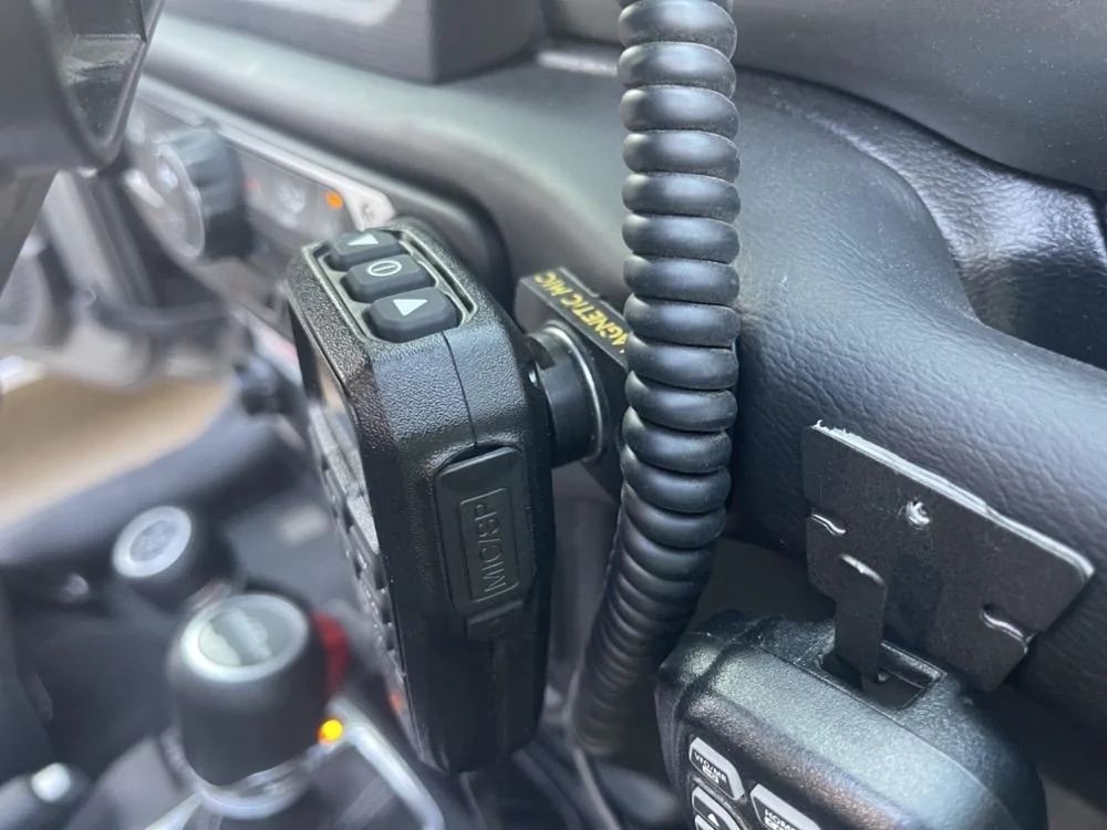 Jeep Gladiator Detailed Radio Install Project - Midland MXT575 GMRS & Icom IC-2730A Ham Radio IMG_2998