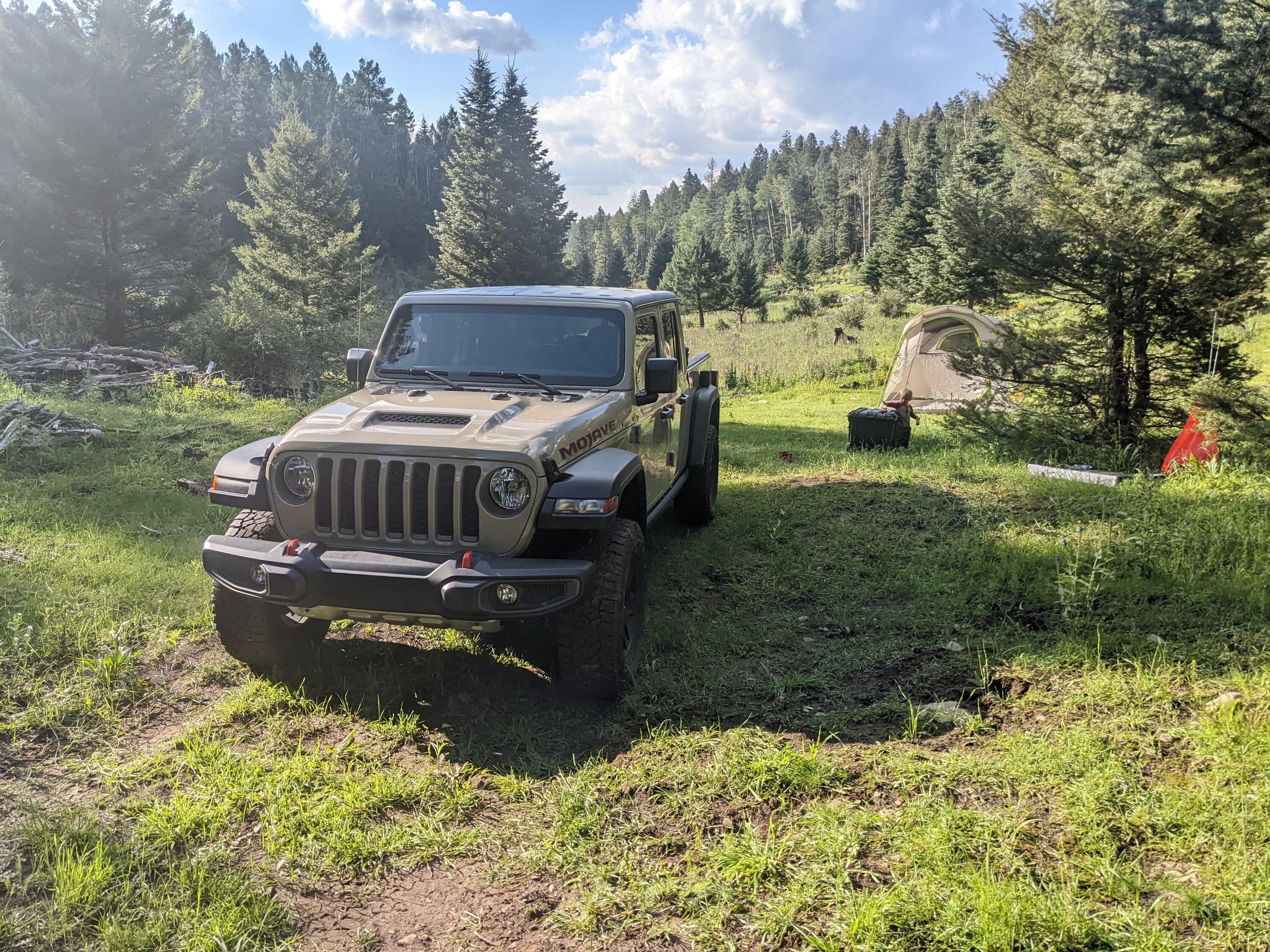 Jeep Gladiator Gladiator Glamour Shots PXL_20220813_234602922