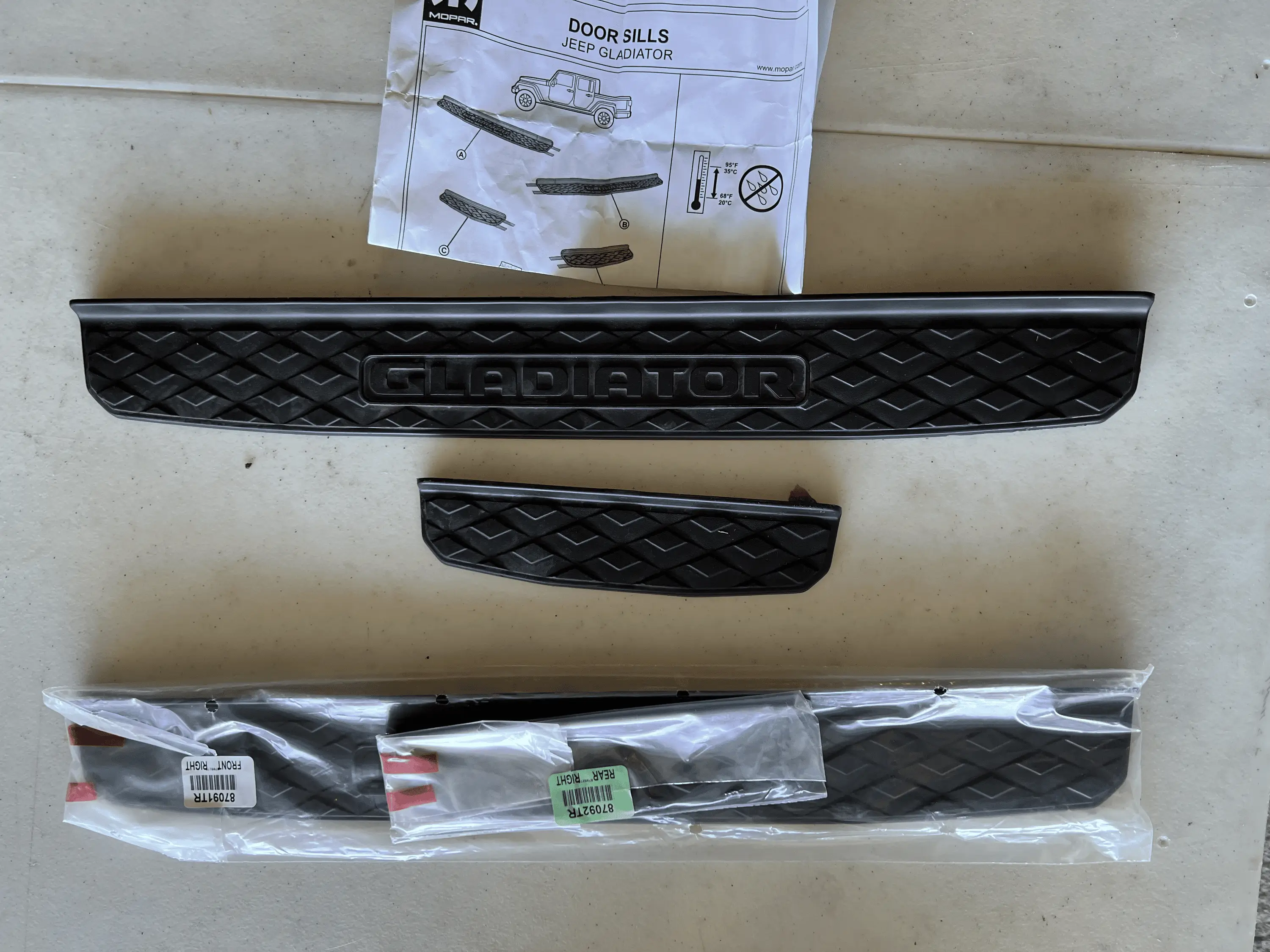 Jeep Gladiator Gladiator door sill guards - mopar tempImagemuKory