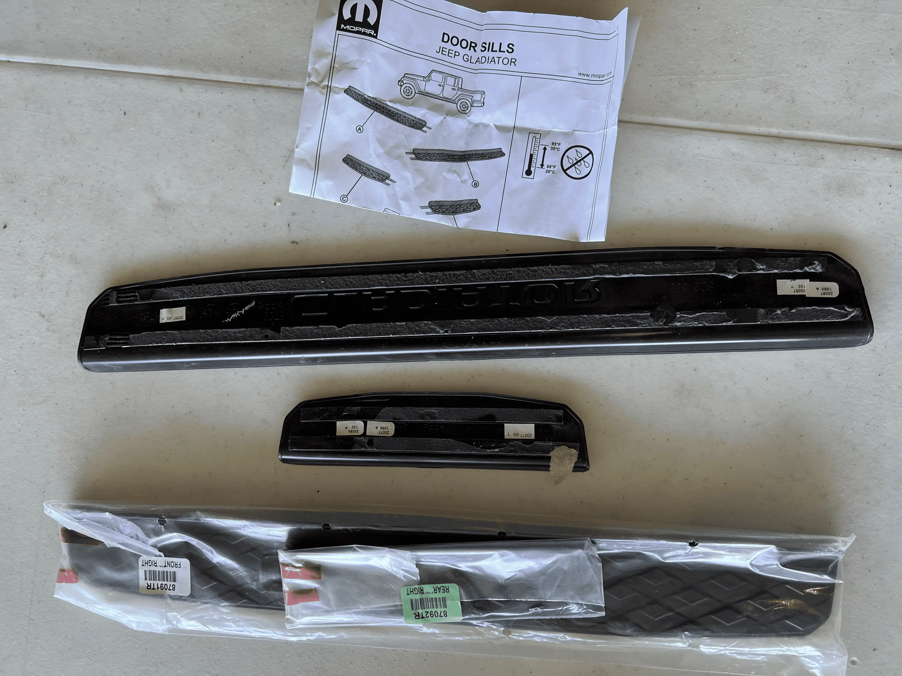 Jeep Gladiator Gladiator door sill guards - mopar tempImageeDnbv1