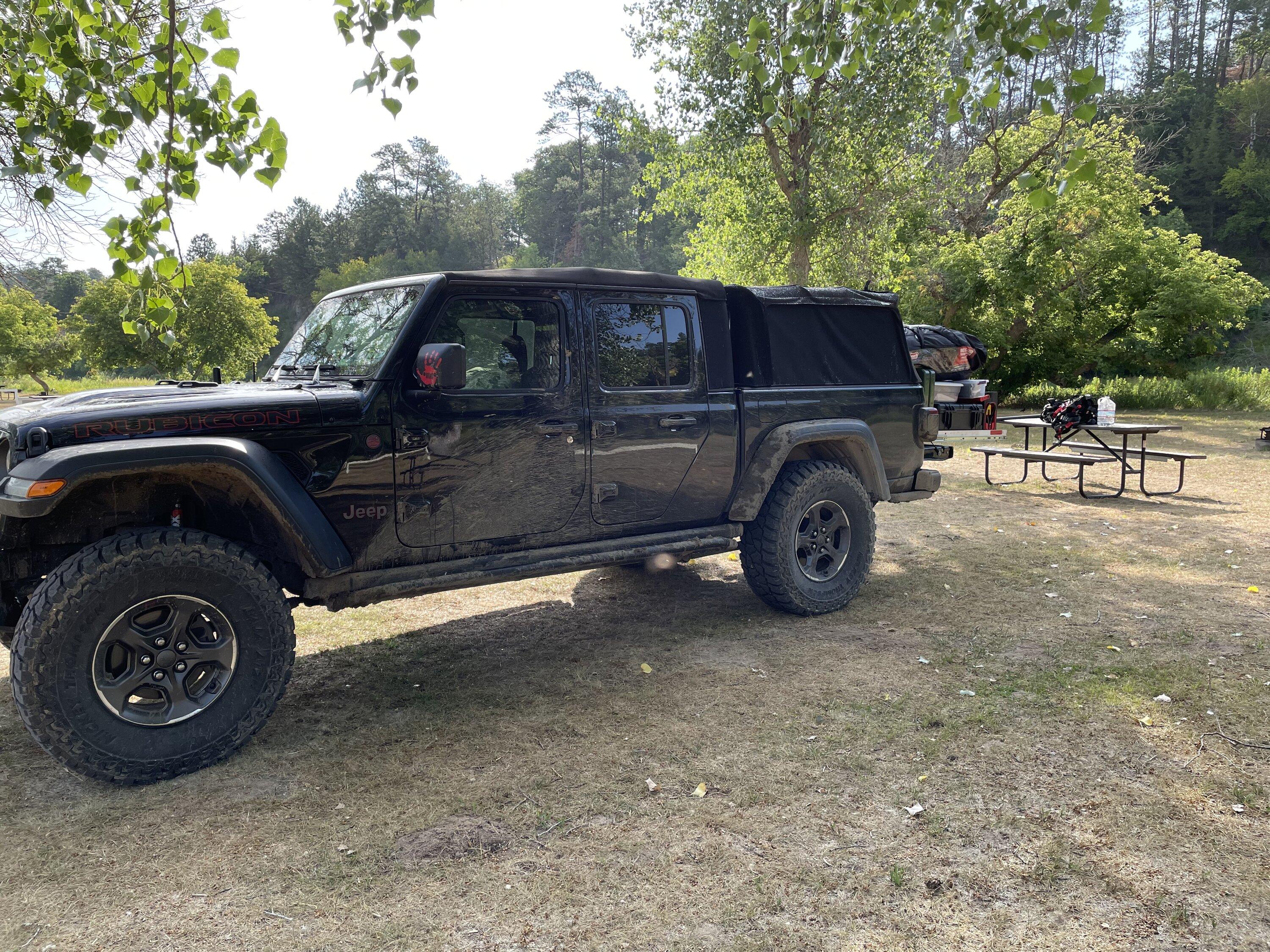 Jeep Gladiator Camping with your Gladiator 59530E57-8173-4C22-9587-129C54A68D27