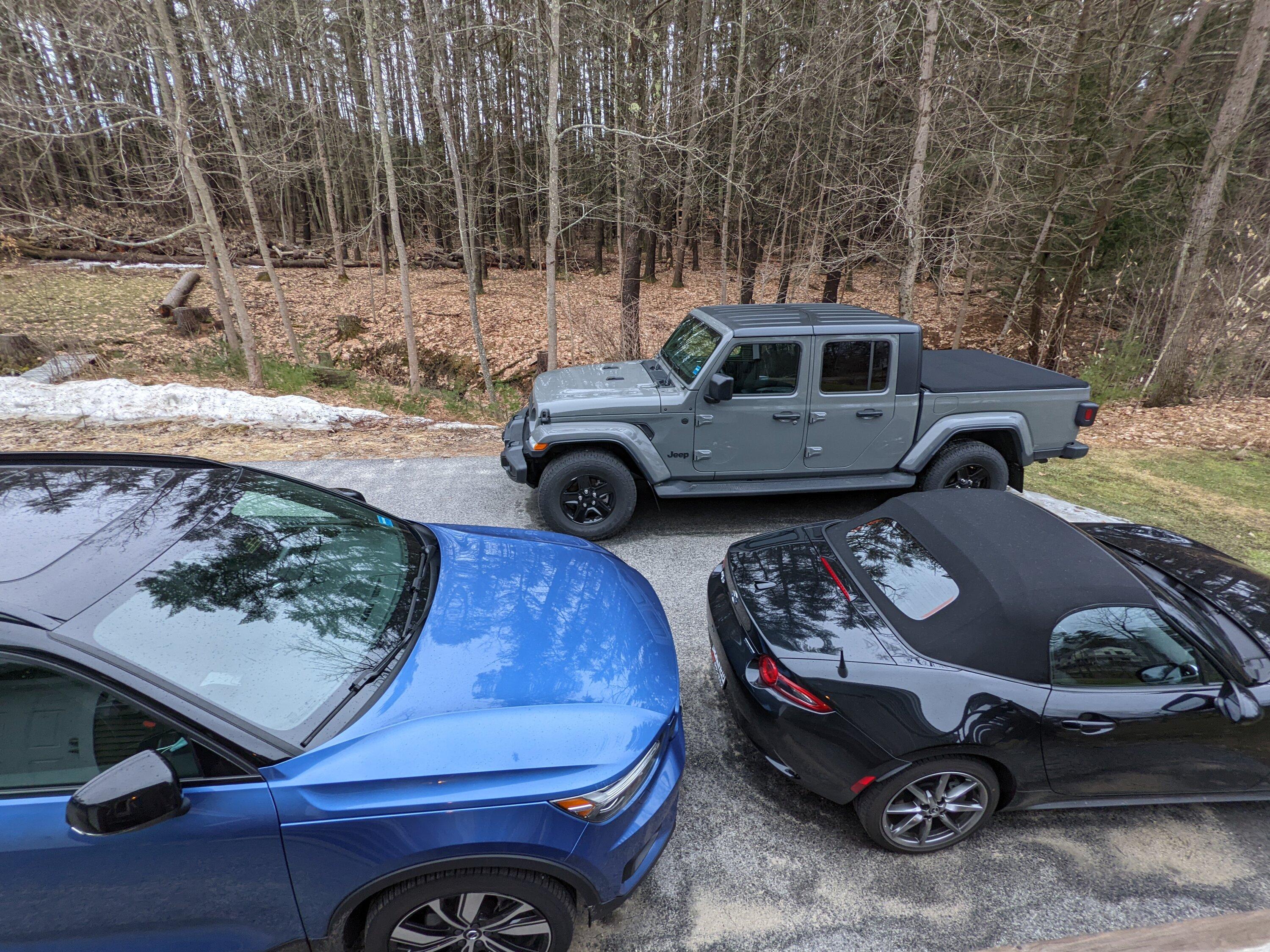 Jeep Gladiator Which second vehicles compliment the gladiator best? PXL_20220320_221840846
