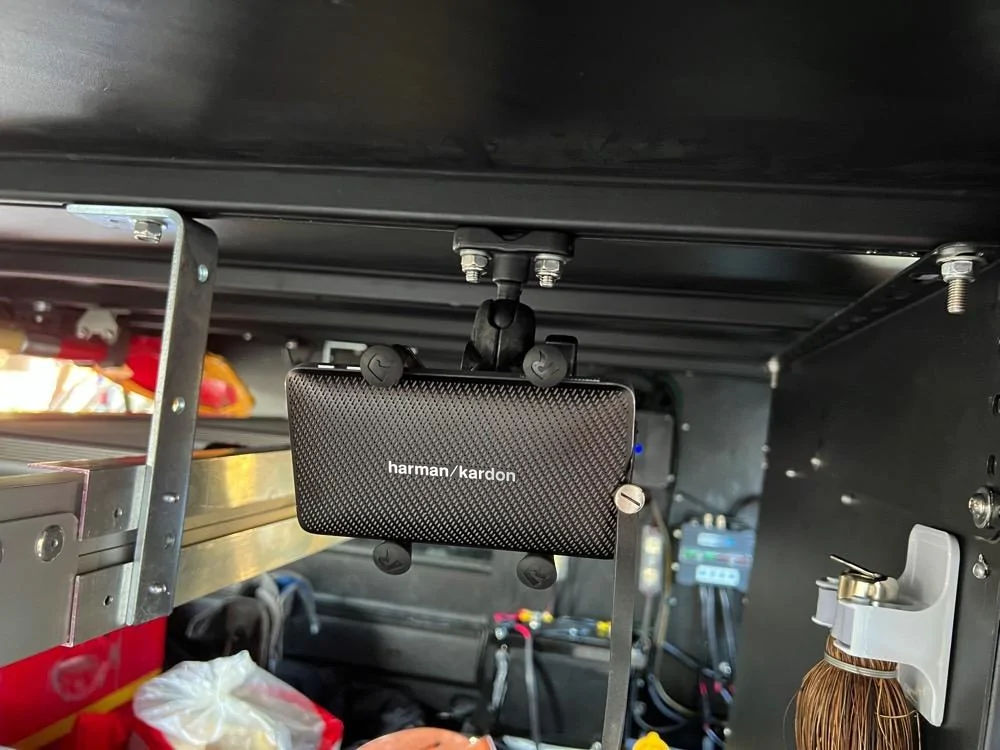 Jeep Gladiator Bed Cap for my 2022 Gladiator Overland CanopyRails_2