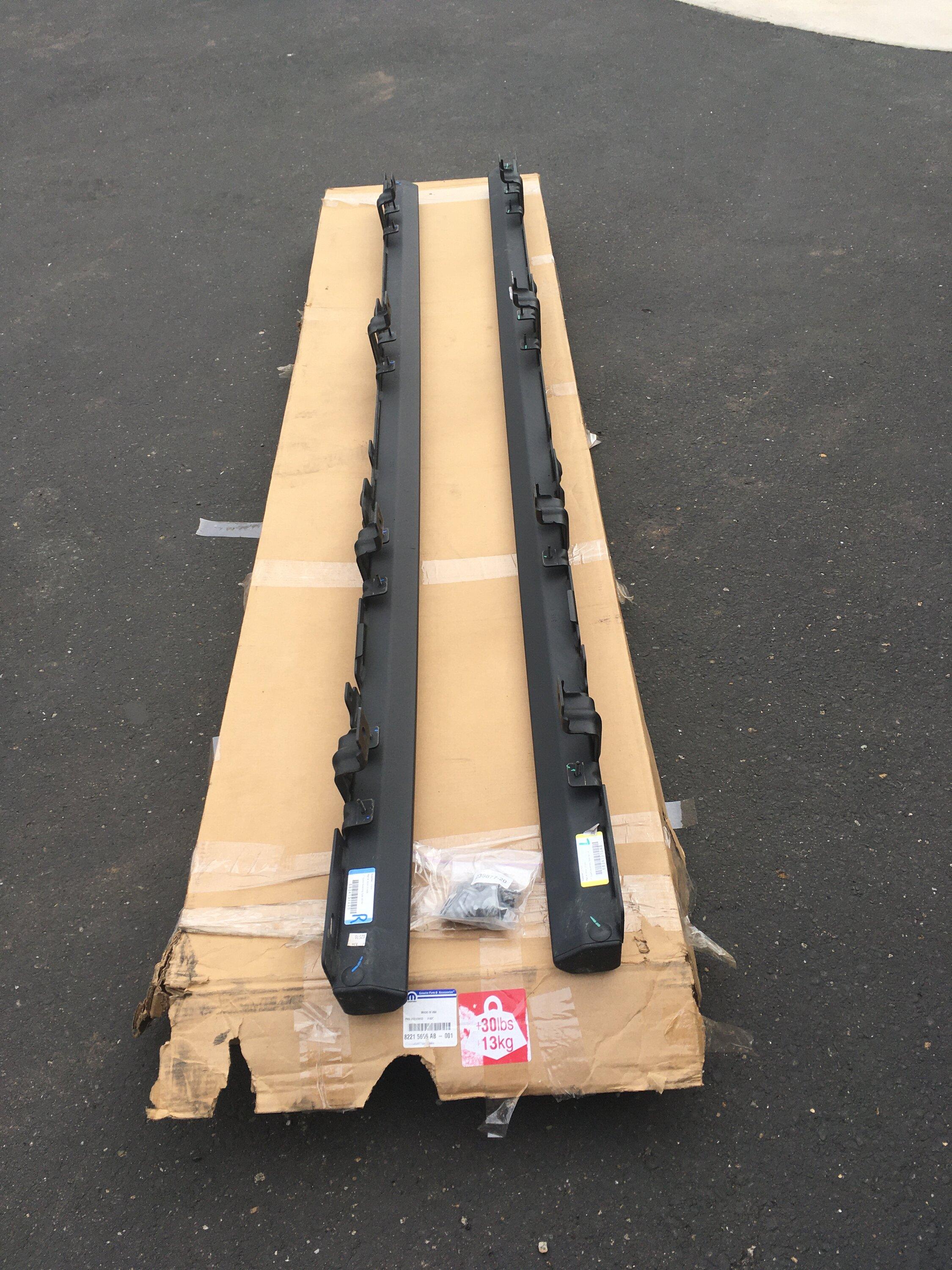 Jeep Gladiator MOPAR OEM Rock Sliders IMG_1164.JPG