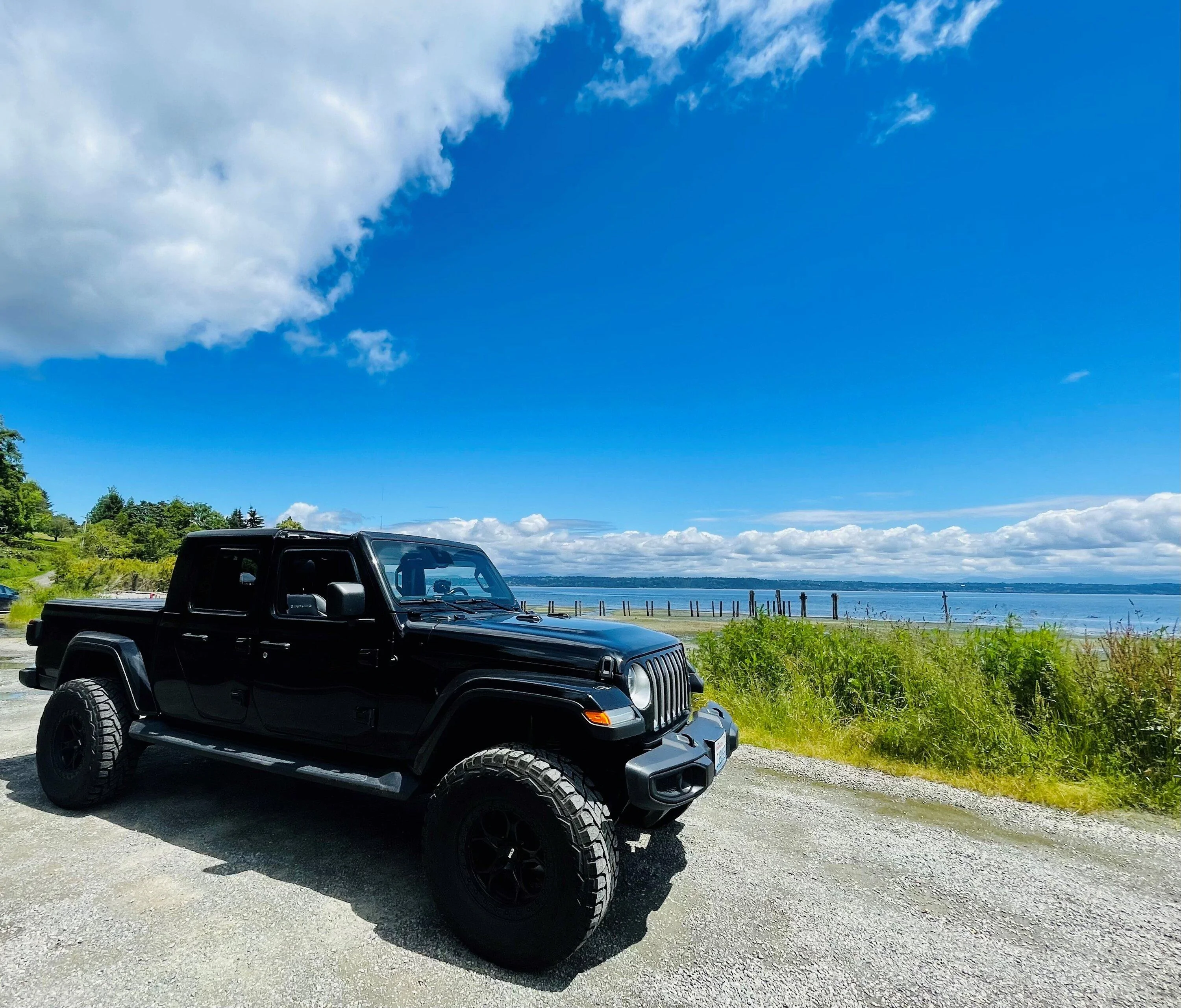 Jeep Gladiator BLACK Gladiator JT Club jeep vashon