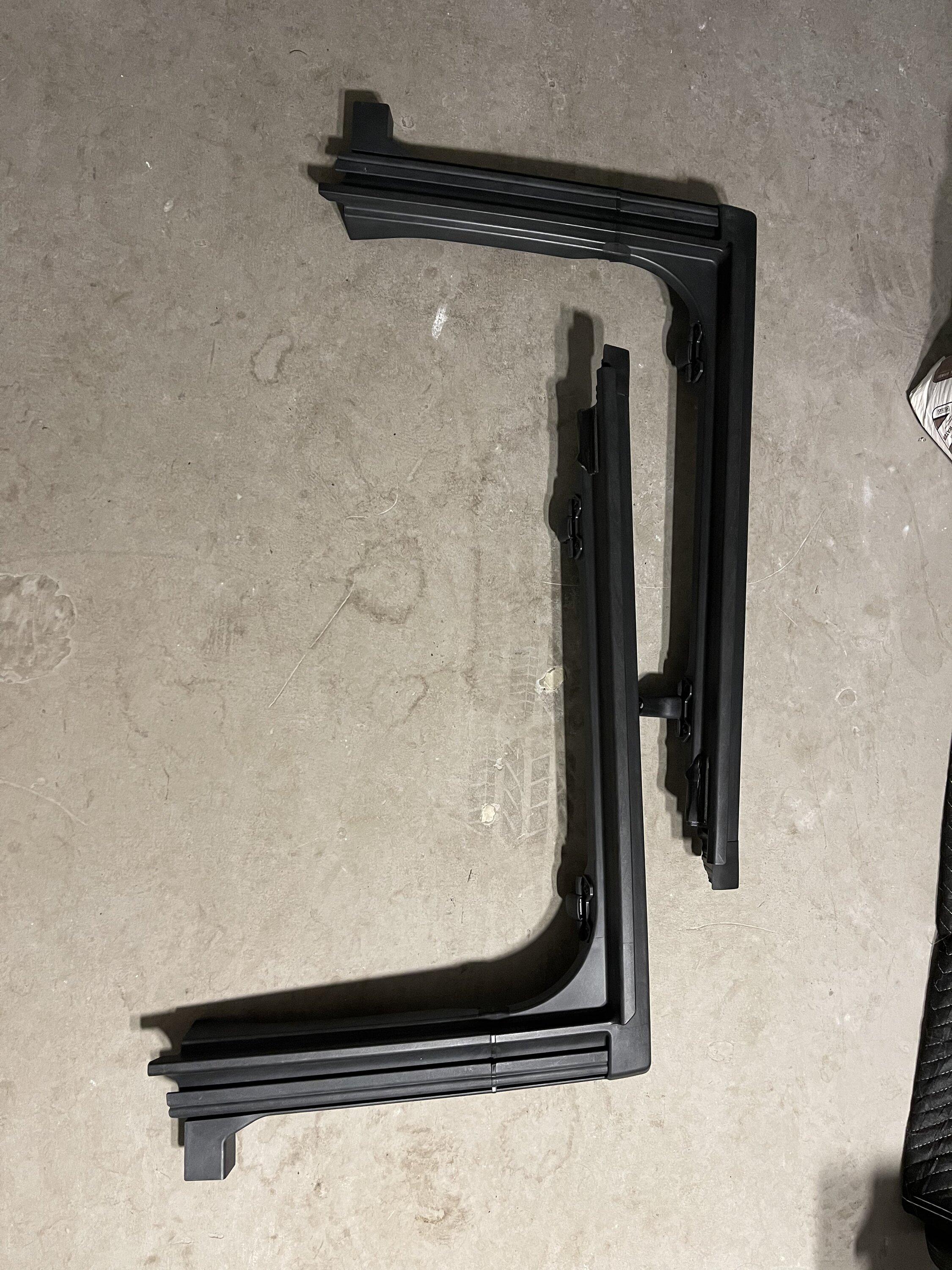 Jeep Gladiator Gladiator Soft top for sale 2B1A6527-9DD8-4A9D-BE28-F6A93EAF3A3E