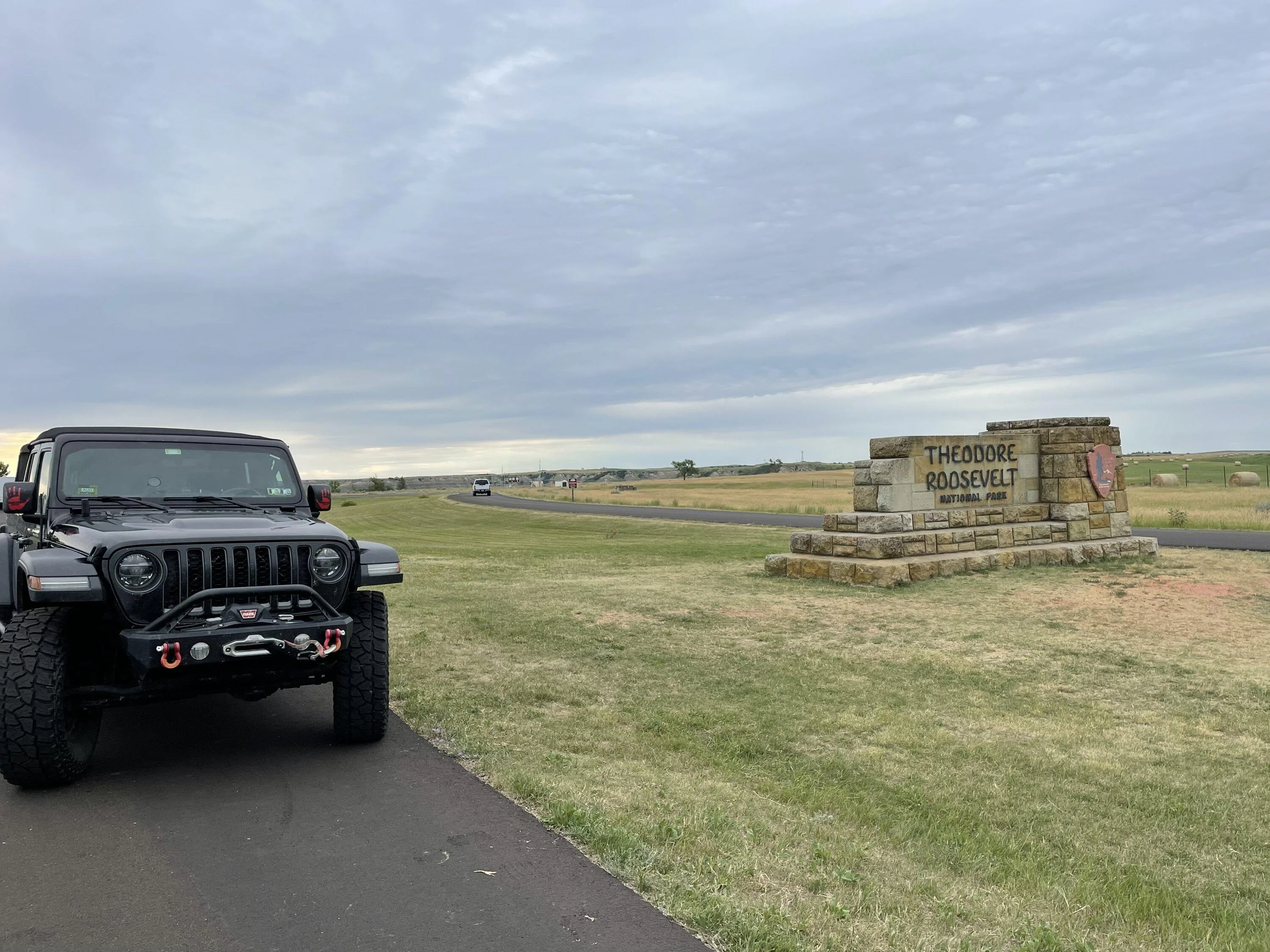 Jeep Gladiator Camping with your Gladiator 93BB1C01-4CA7-4511-B5EC-35F575A1263E