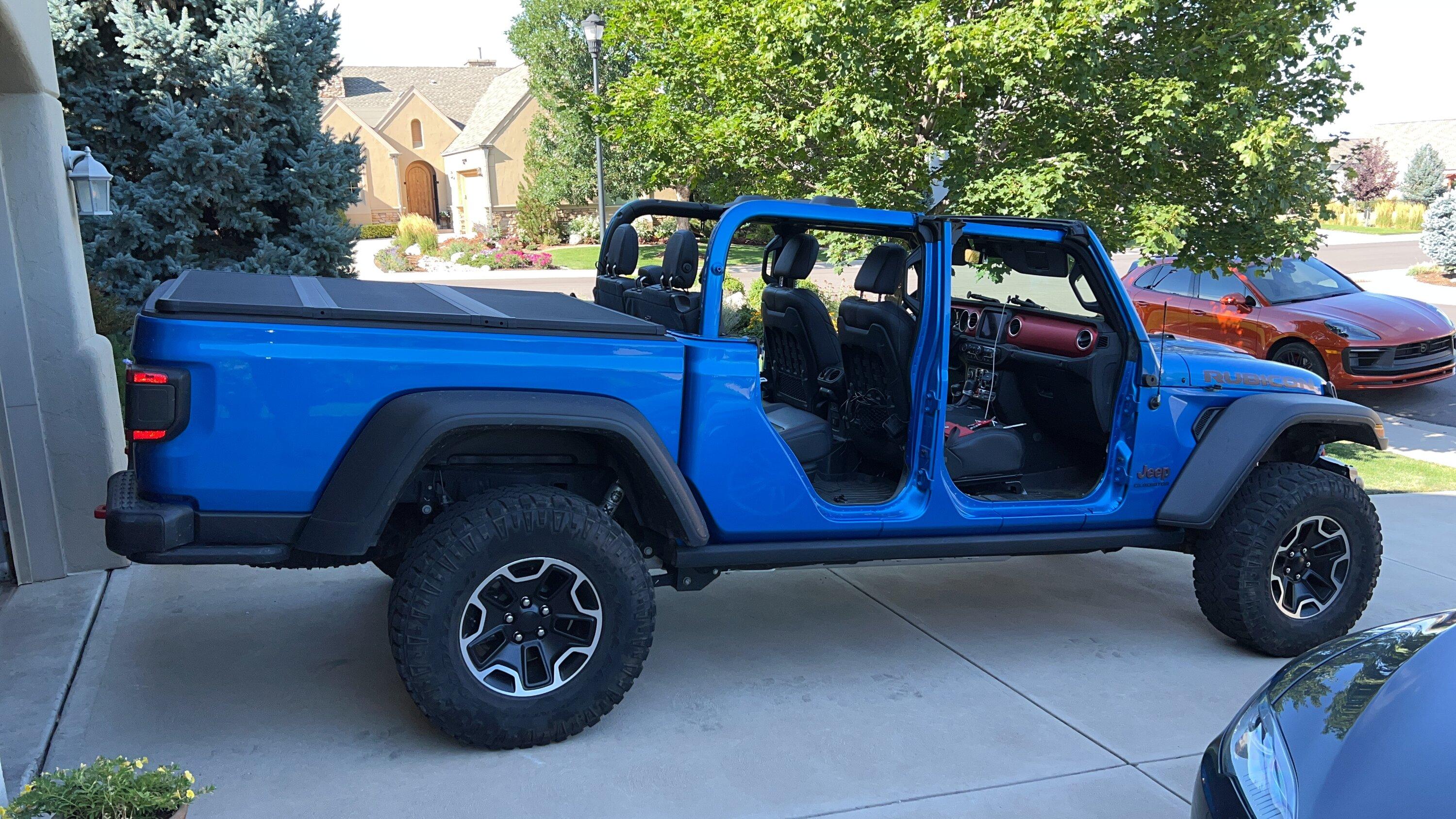 Jeep Gladiator How do you protect your JT when topless? 2441BB85-A8F5-4038-ACE8-06C8C53896A0.JPG
