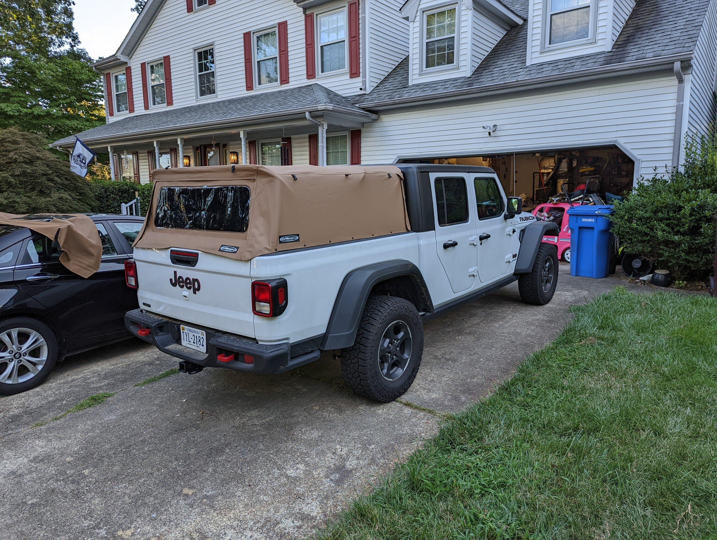 Jeep Gladiator Tan SofTopper on Gator Gladiator w/ Premium soft top? PXL_20220816_221830838