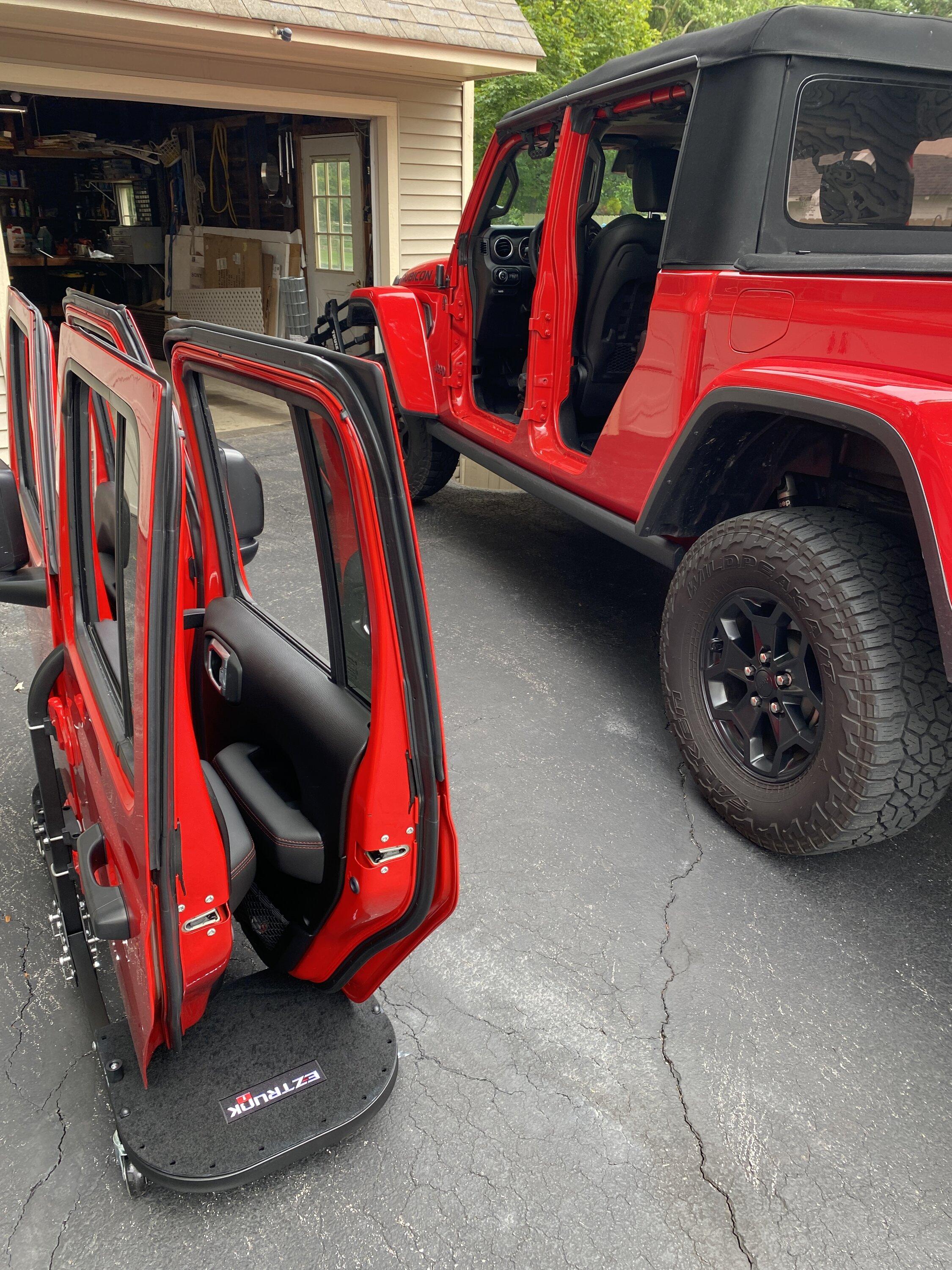 Jeep Gladiator What do you do with your doors? 2F1E9B8B-DA28-462E-8D72-584F167B91A6