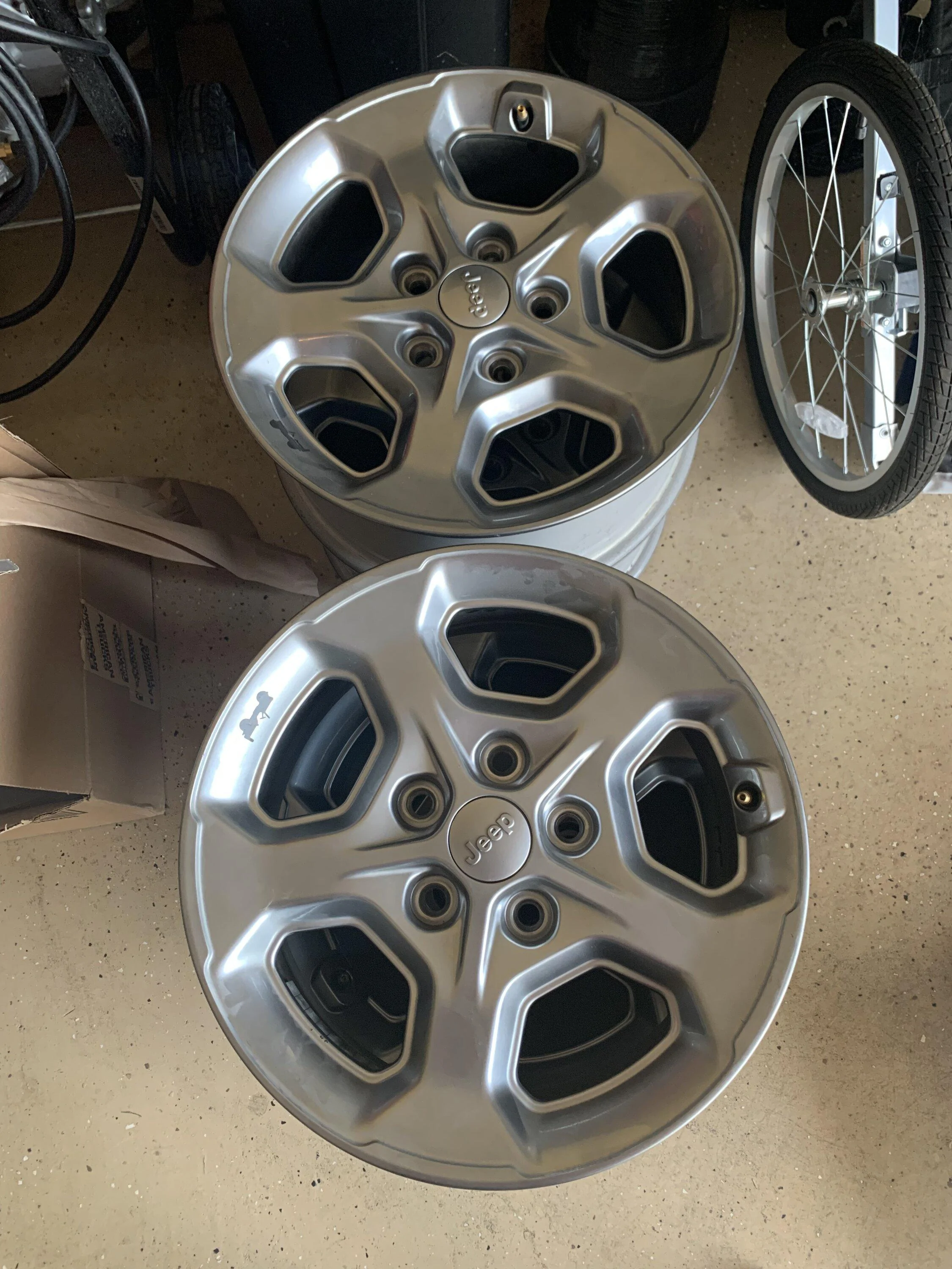 Jeep Gladiator 17” Freedom Edition Wheels ($200) Mount Juliet, TN 08EAFFE1-CEBD-4F17-8CDA-E655506FFE54
