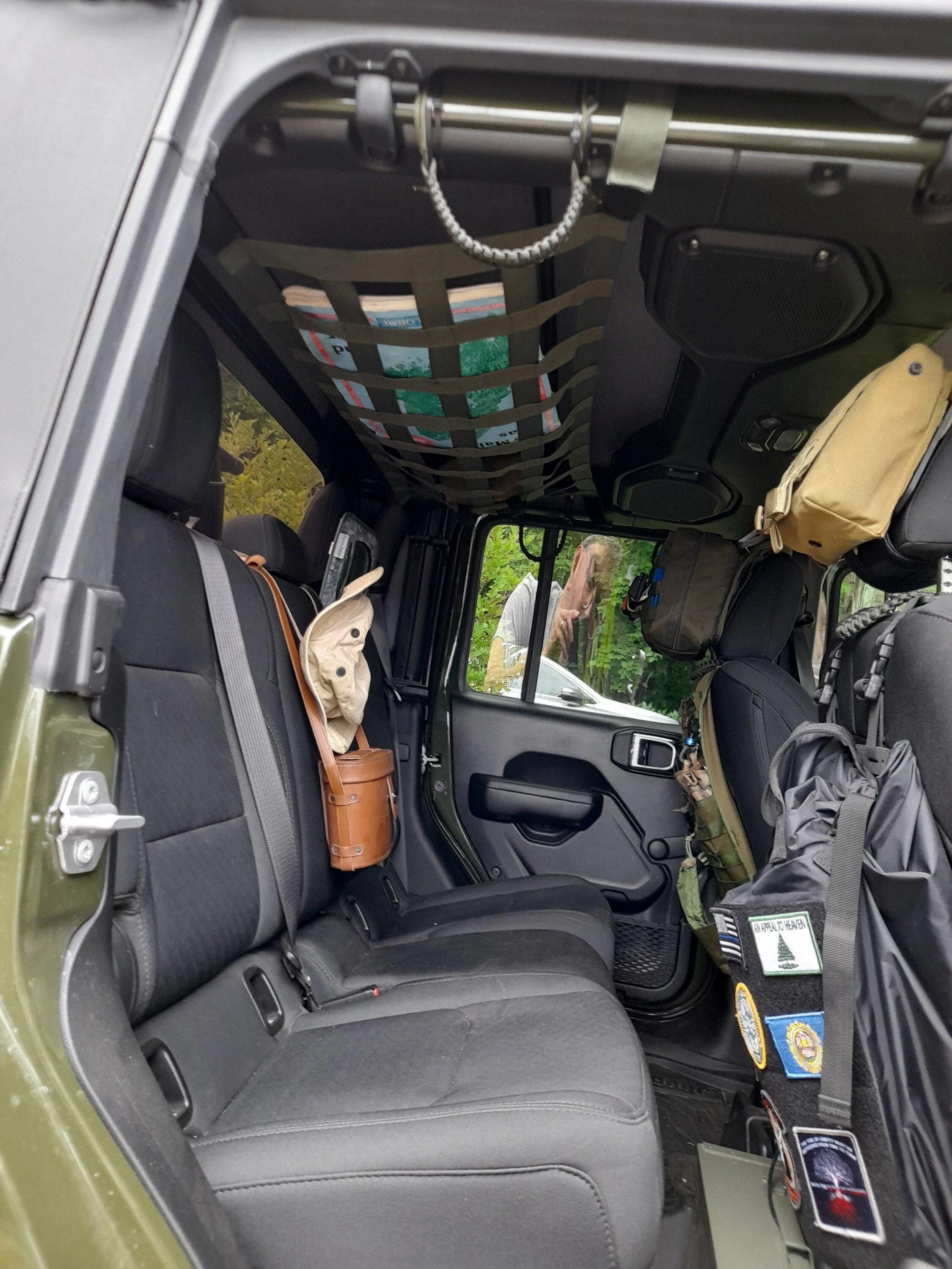 Jeep Gladiator Interior Mesh Storage 20220818_173639