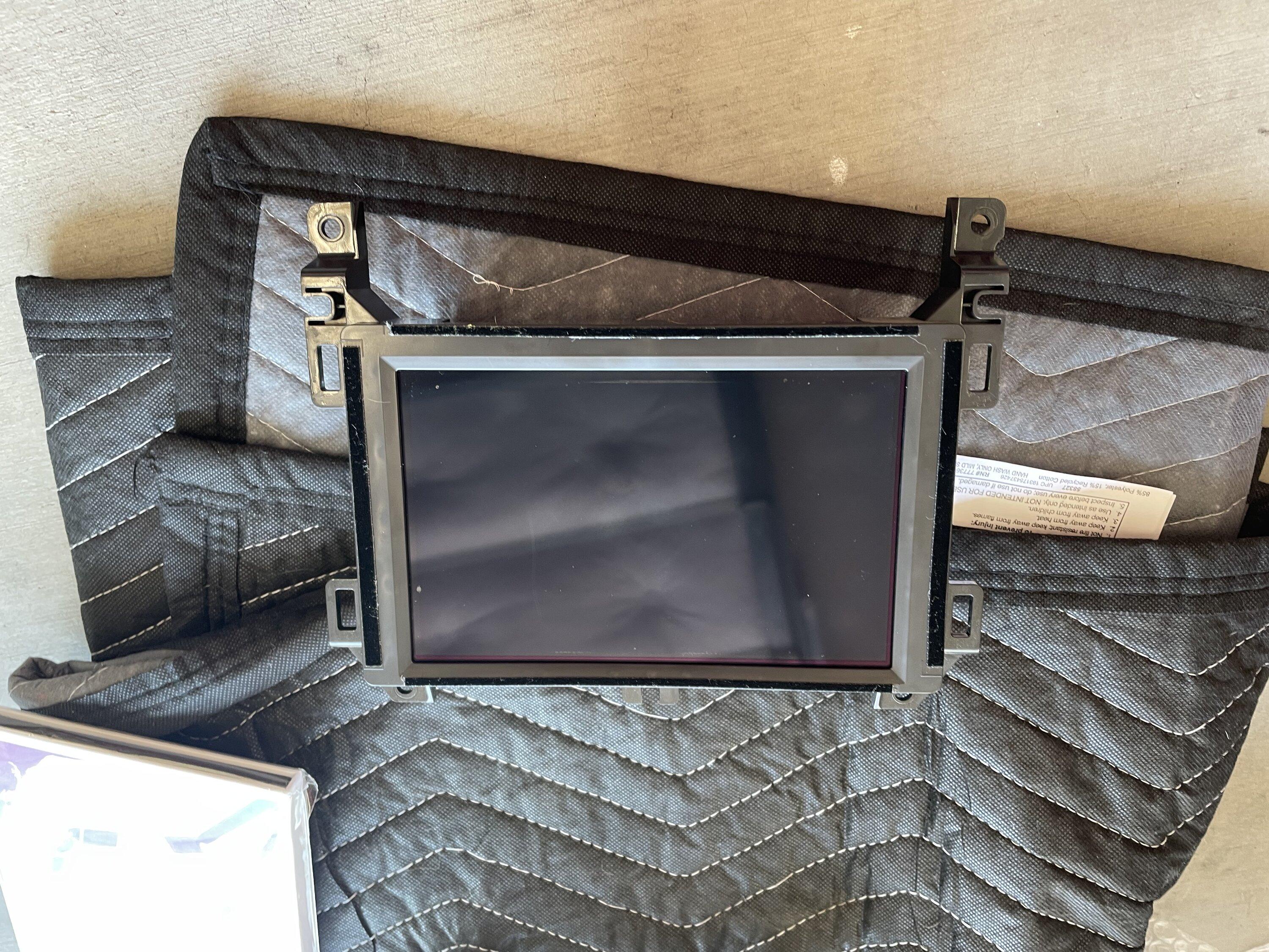 Jeep Gladiator 7” Radio with bezel 60598E29-1EE1-4A6A-994B-21513050D4B0