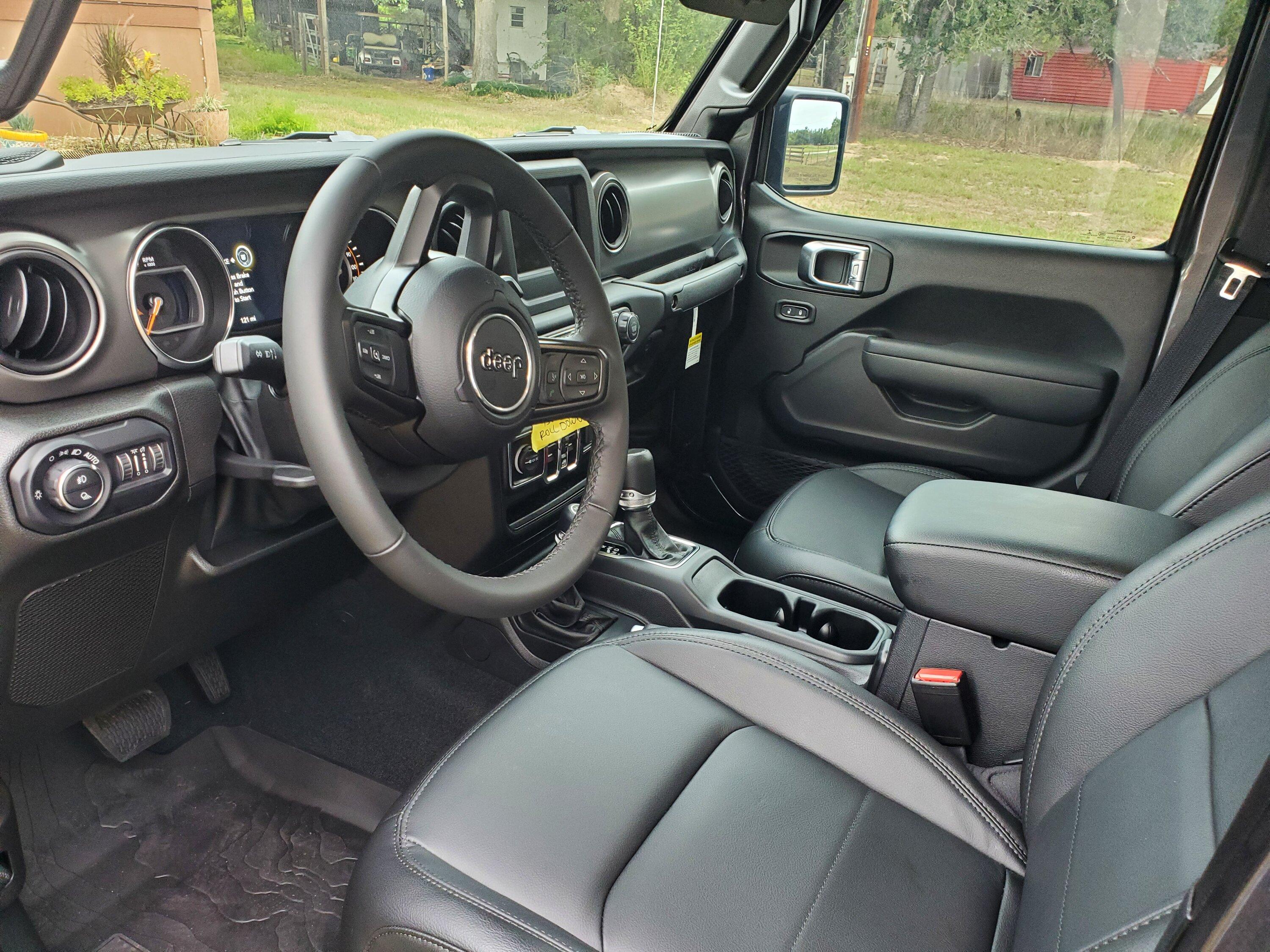 Jeep Gladiator New 2022 Jeep Gladiator Texas Trail 20220813_183544