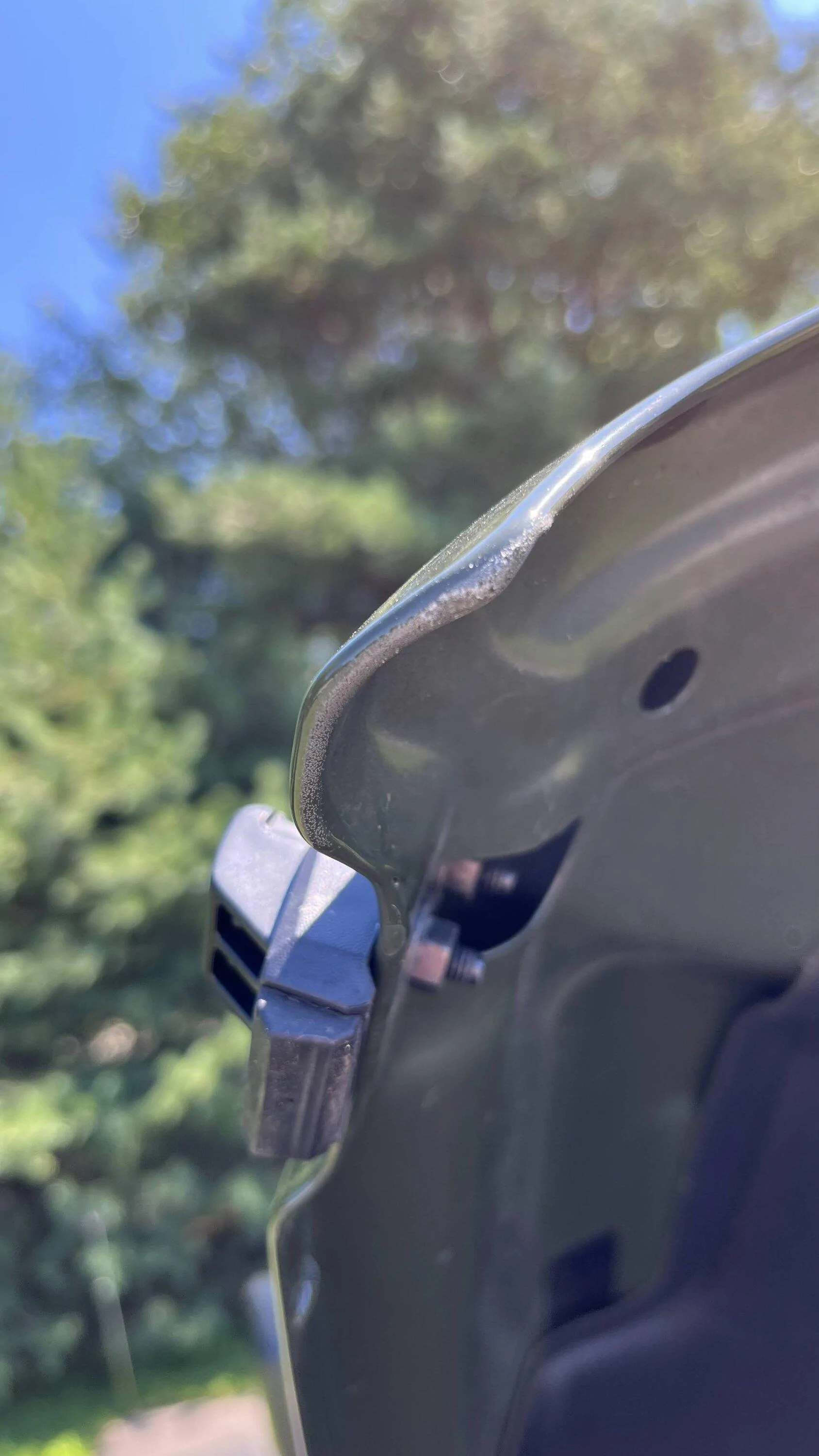 Jeep Gladiator Clear coat bubbles/flaking on front edges of hood IMG_0417 - Copy
