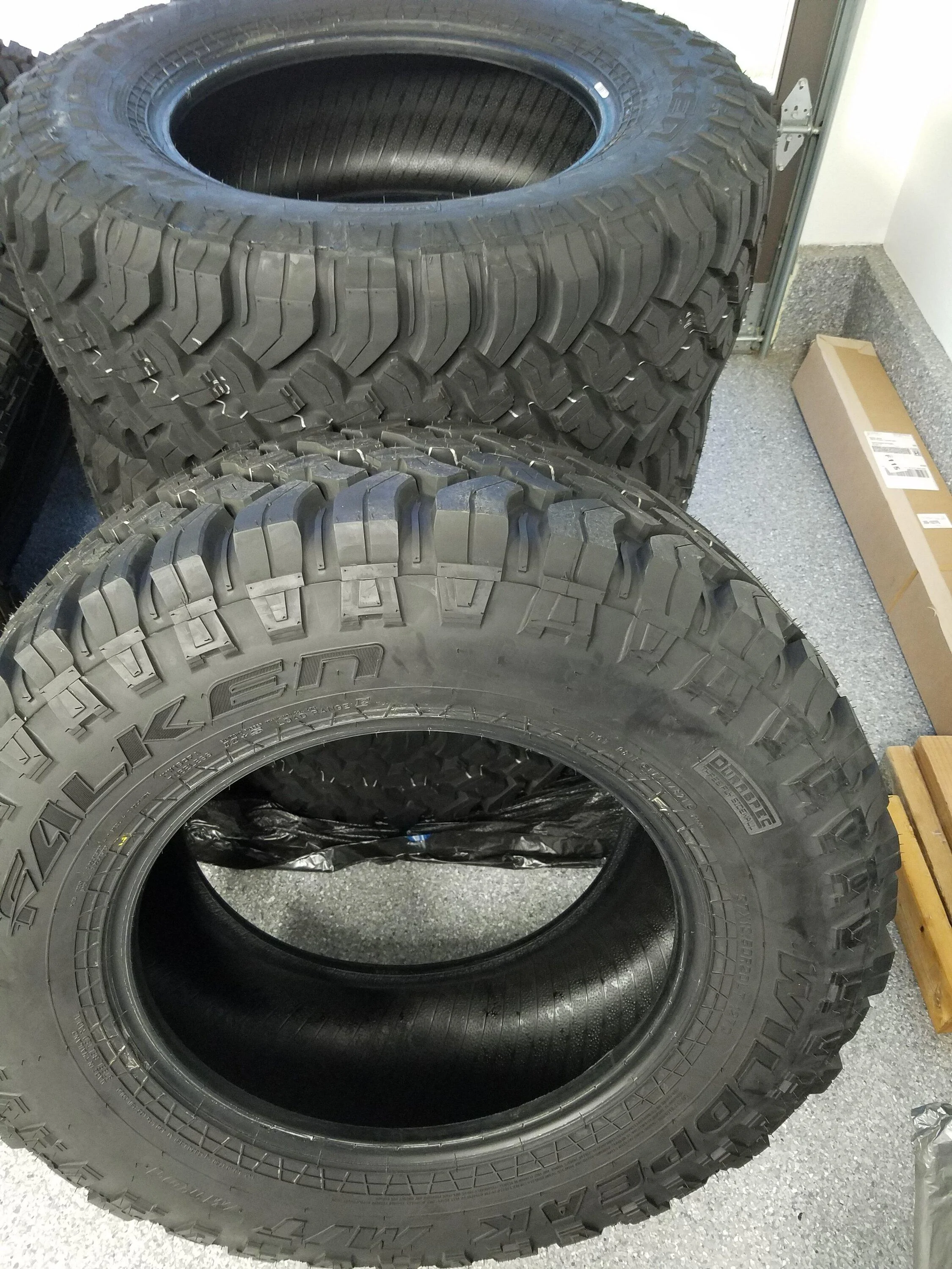 Jeep Gladiator Price Drop $600.Brand New Falken MT 37x13.50x20s 16609410261214262387496291681788