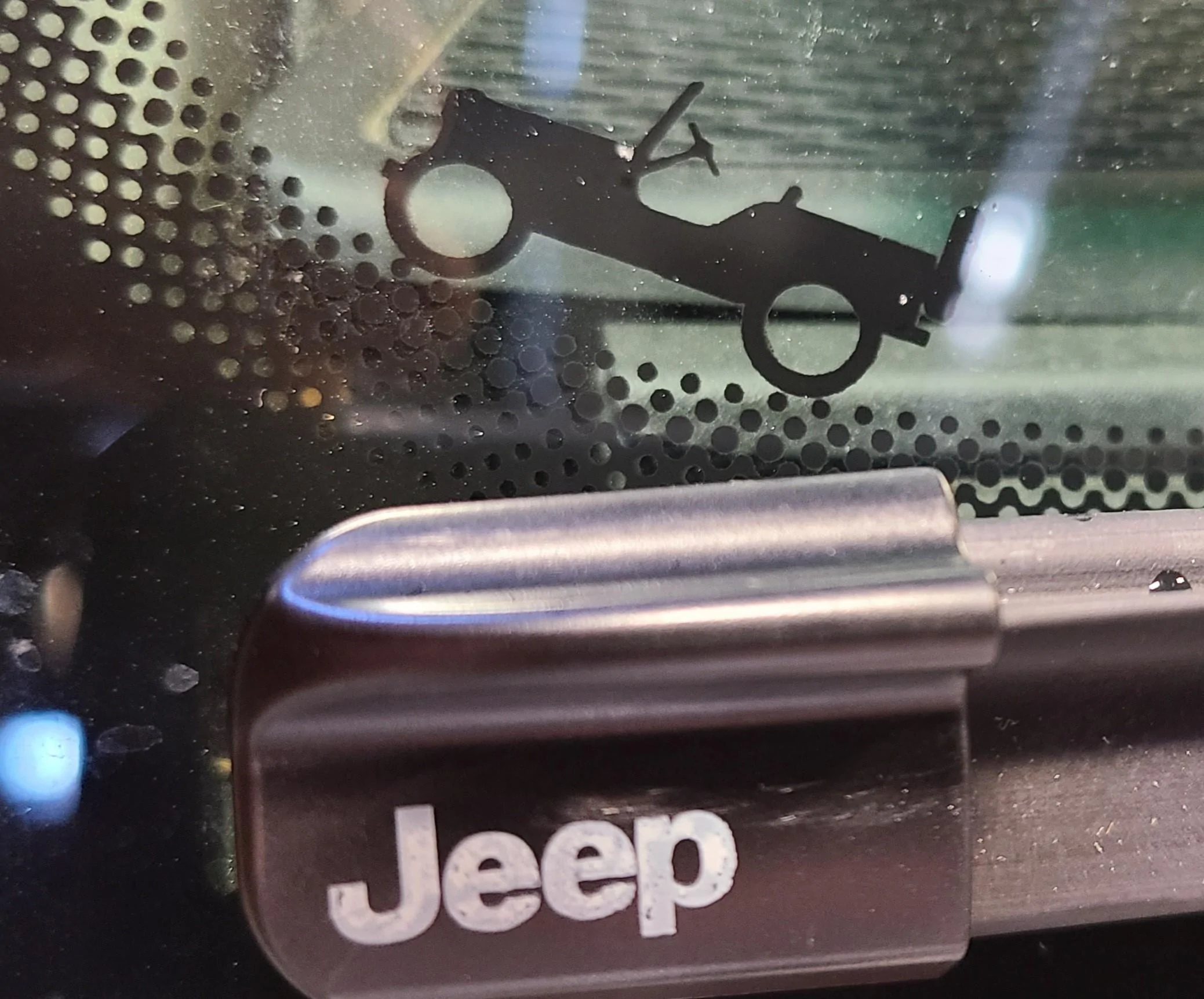 Jeep Gladiator Mopar Performance Windshield Wipers w/ Built-In Washer Jets Released For Jeep Gladiator wipers