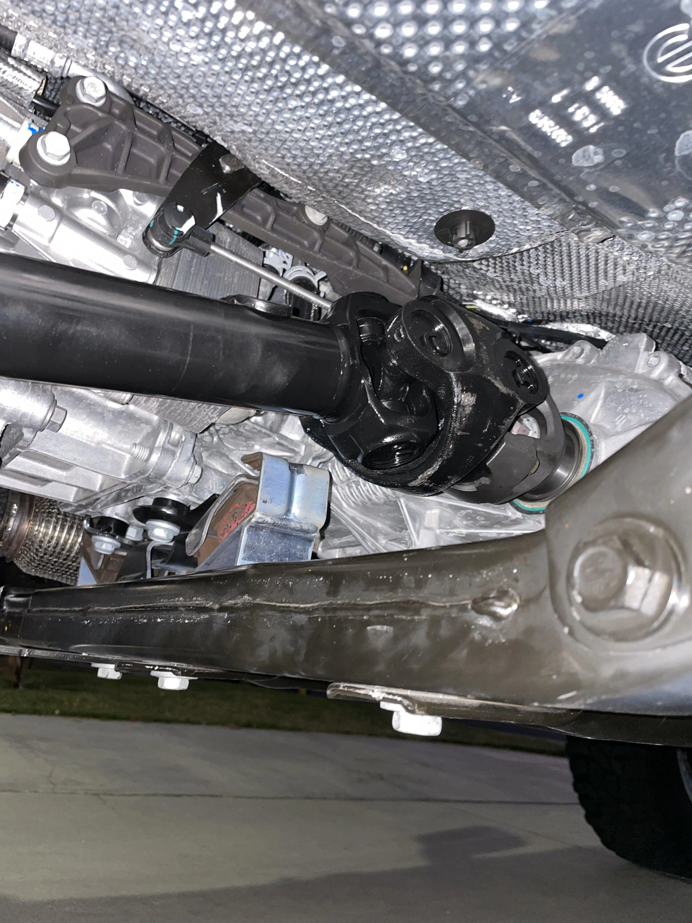 Jeep Gladiator Driveshaft, I definitely got the shaft. 4677DE1A-CCE3-49A7-9C82-07271F9ACF72