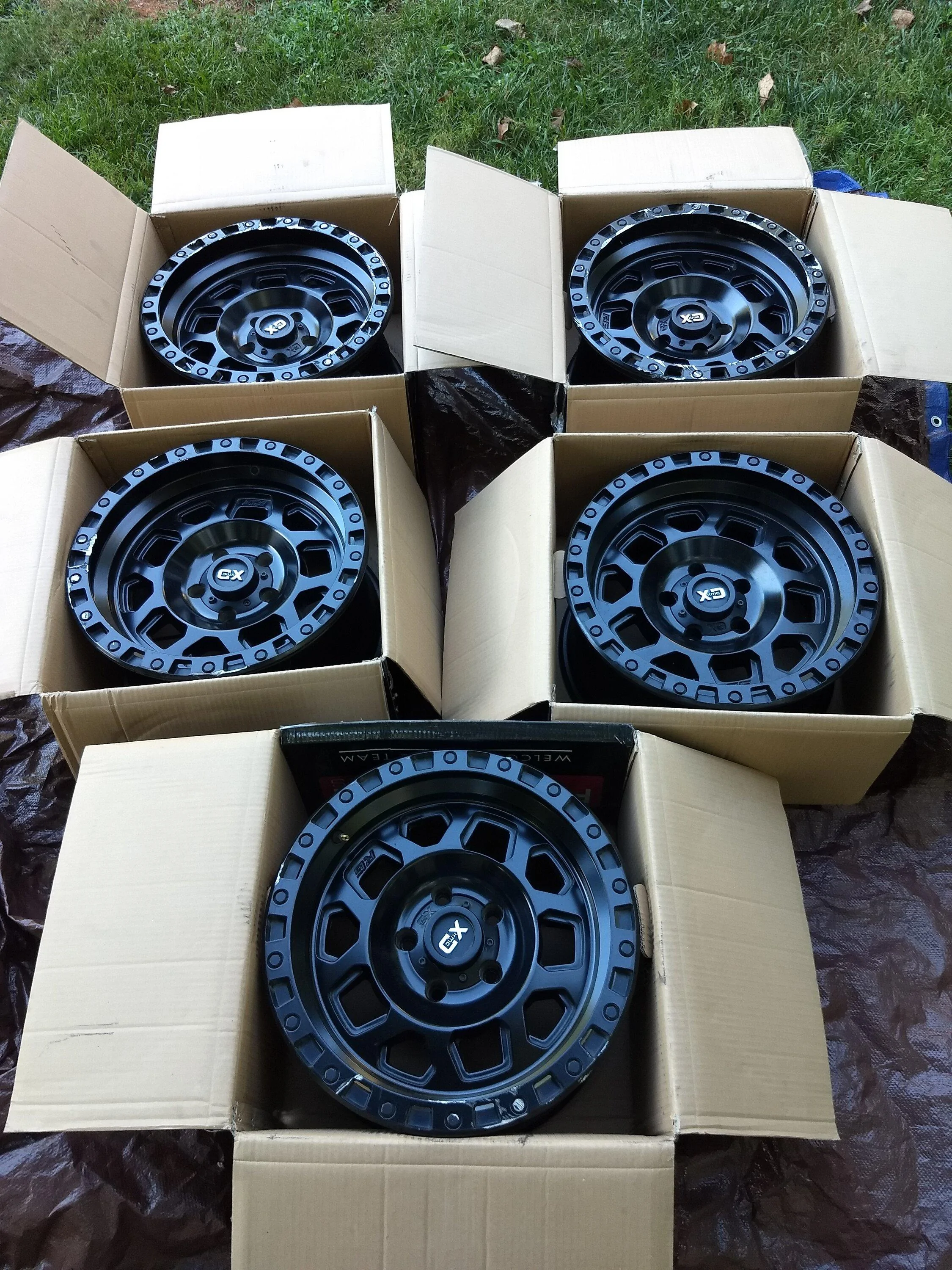 Jeep Gladiator KMC XD Wheels  Set of 5  $350.00   SOLD IMG_20220820_080658335